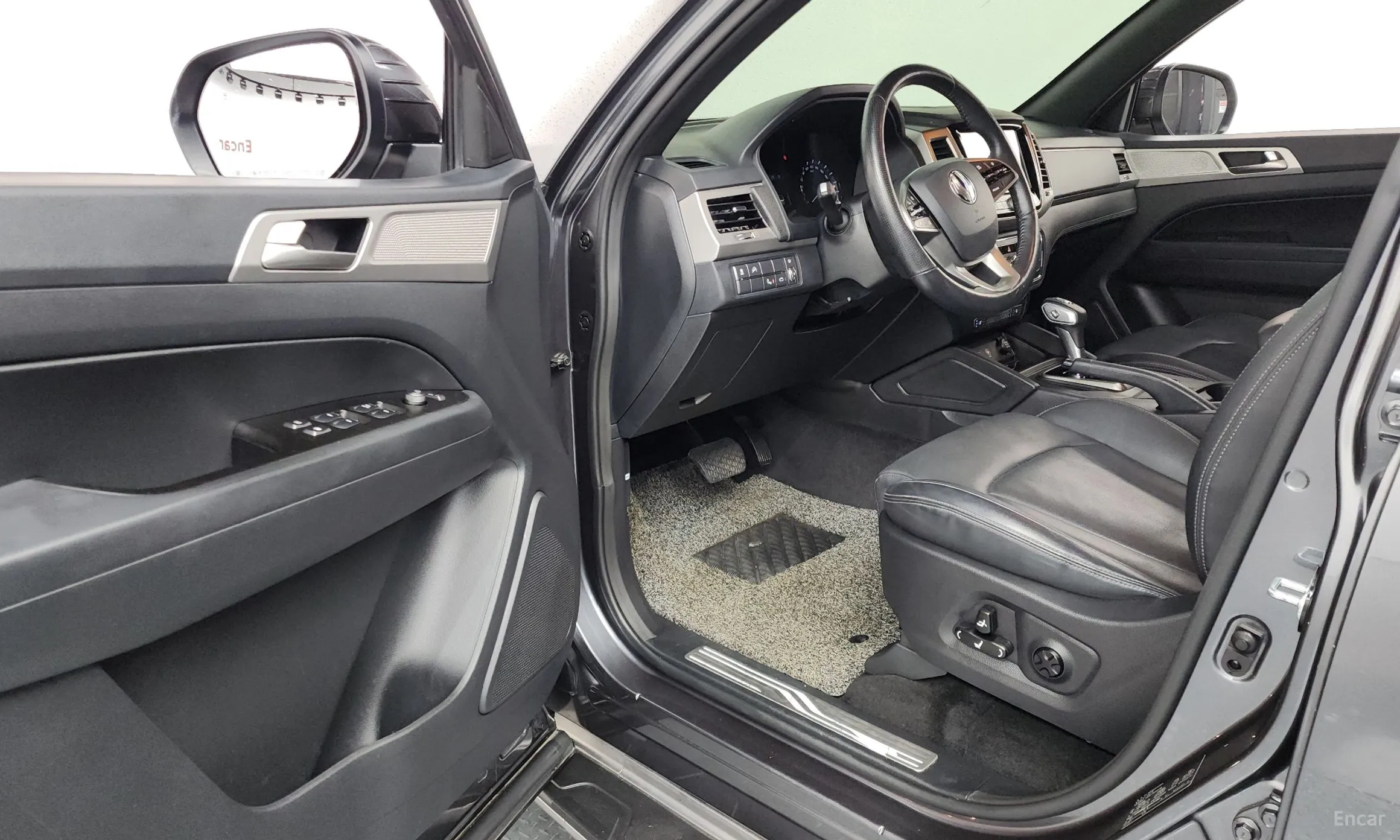 KG Mobility (SsangYong) Rexton Sports Khan превью 10