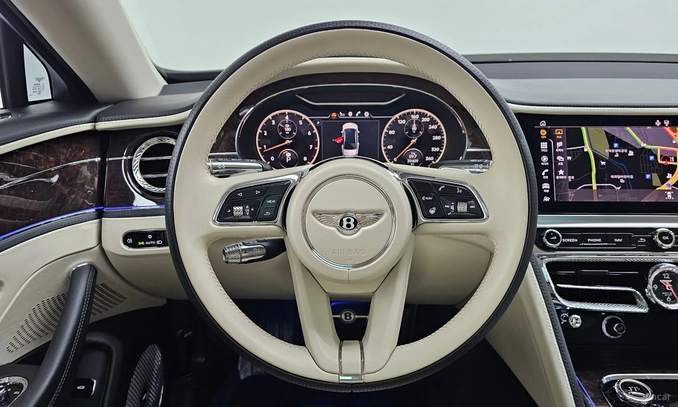 Bentley Flying Spur 3rd Generation превью 13