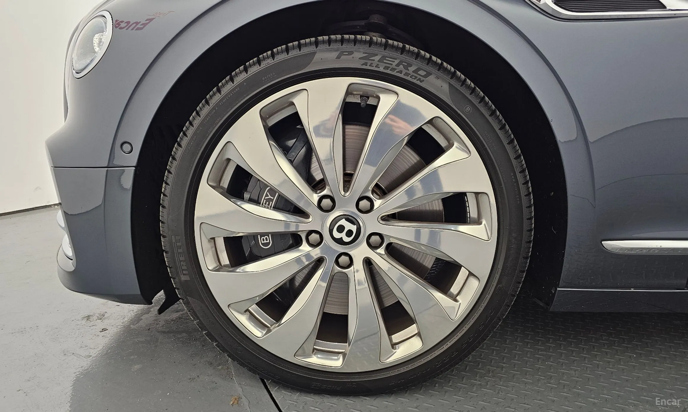 Bentley Flying Spur 3rd Generation превью 5