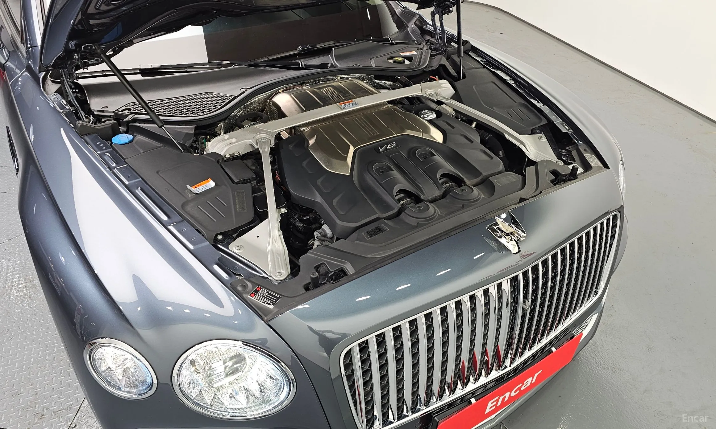 Bentley Flying Spur 3rd Generation превью 6