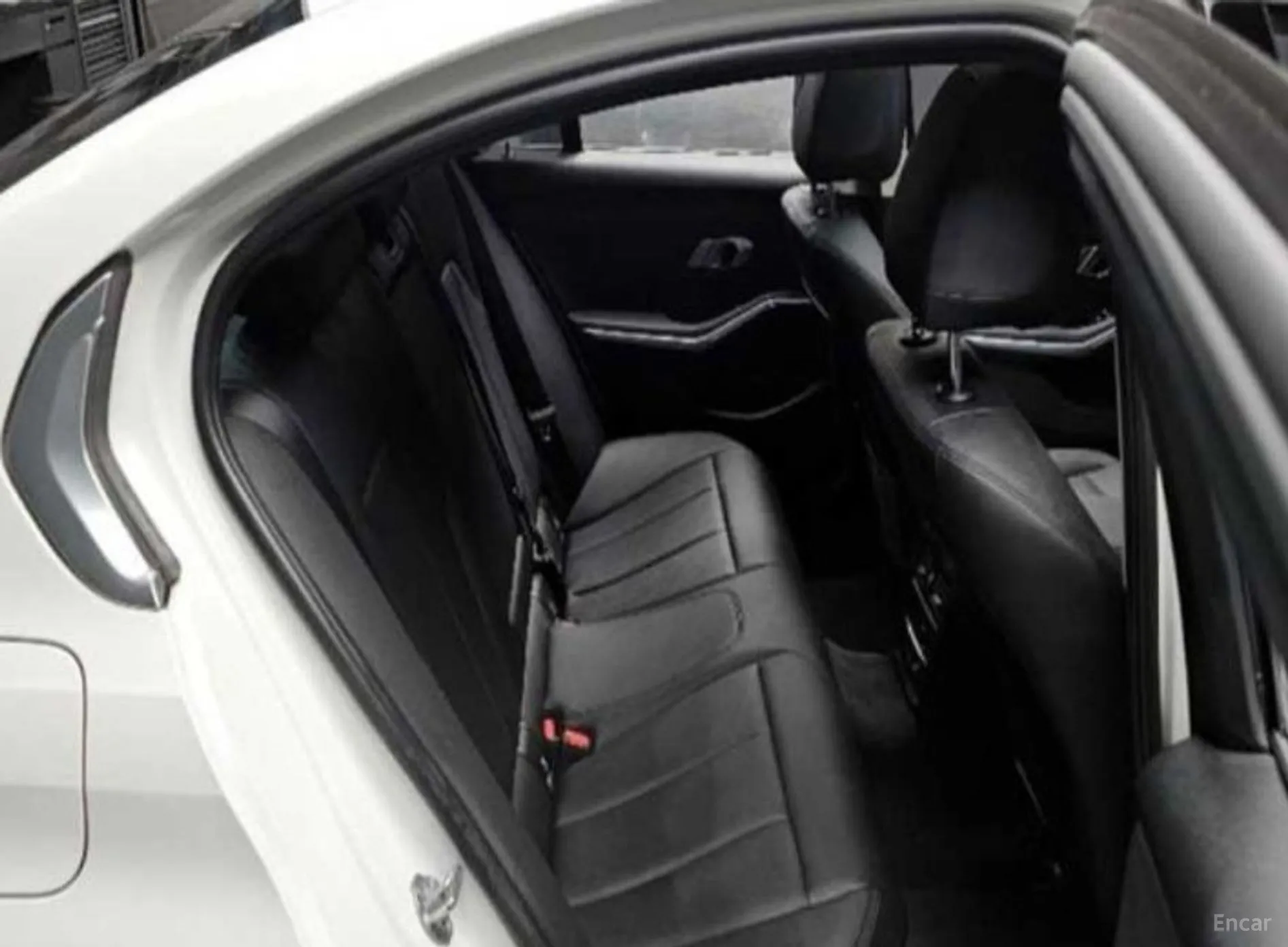 BMW 3 Series (G20) превью 11