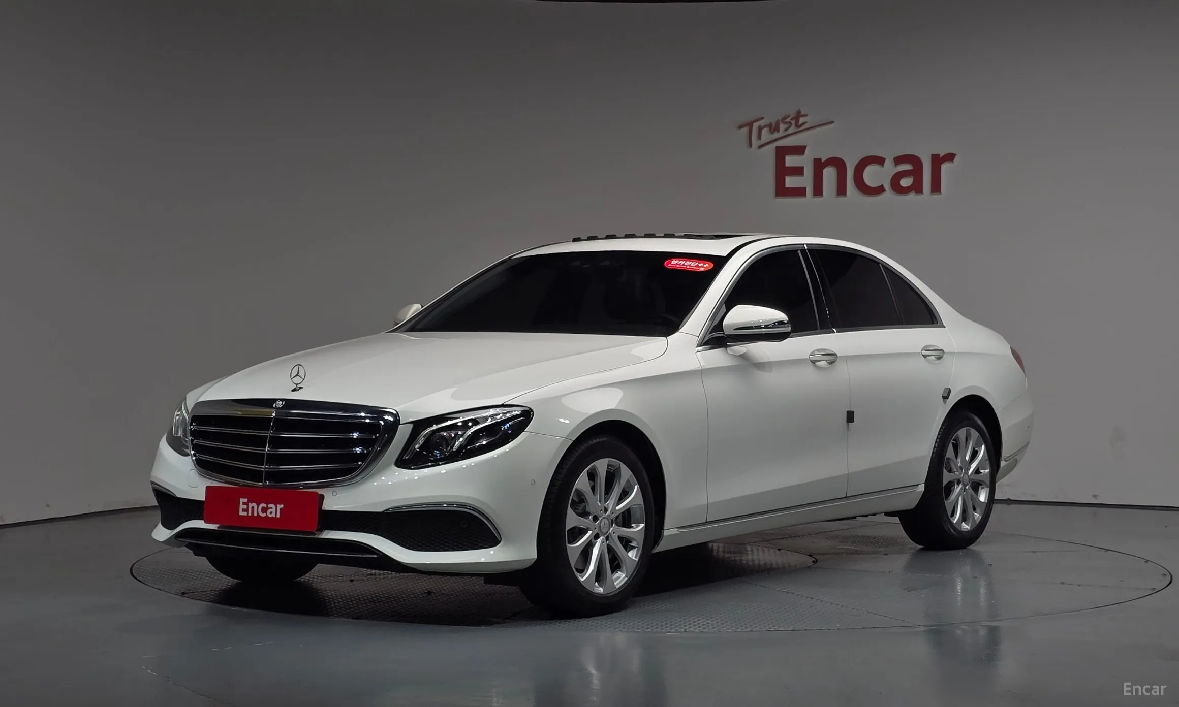 Mercedes Benz E-Class W213