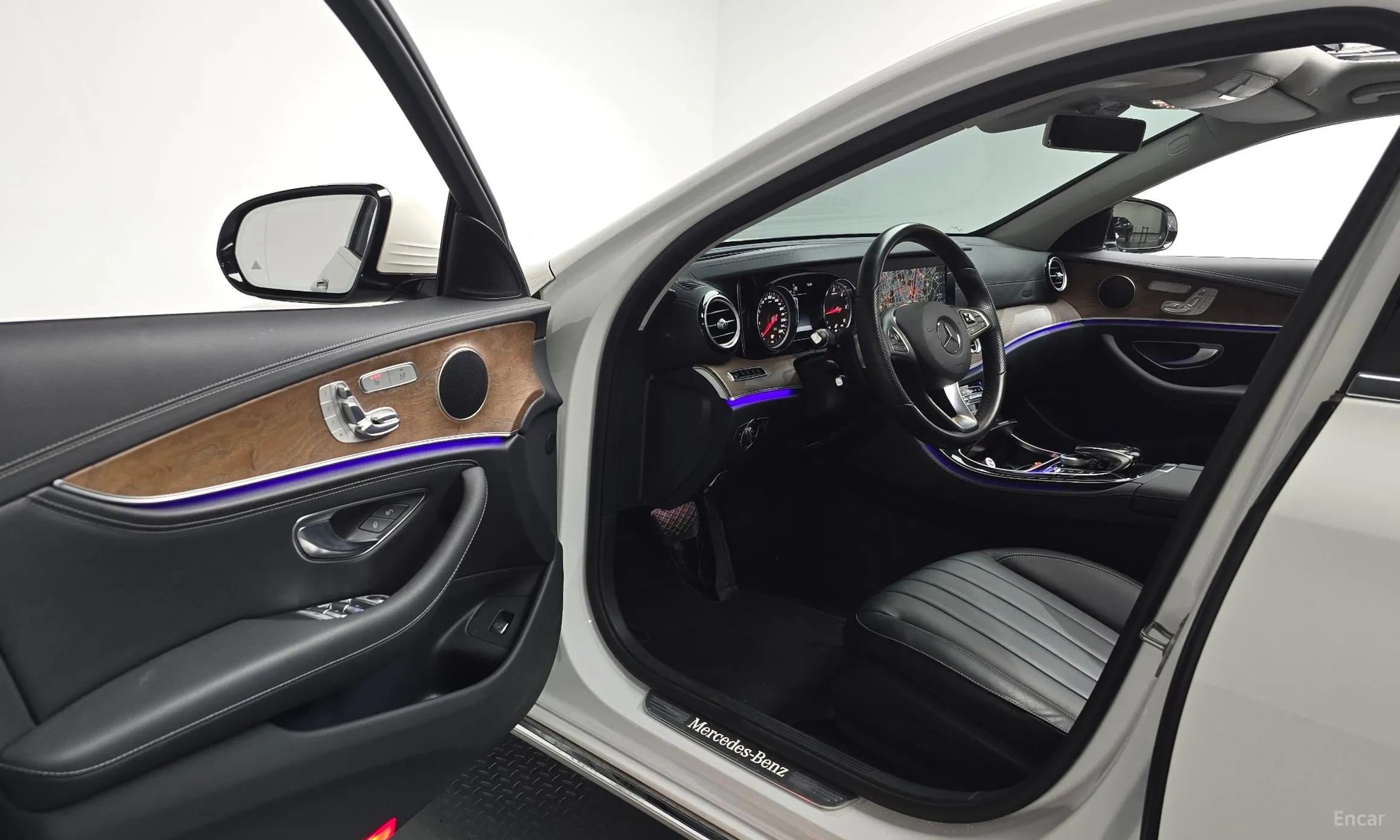 Mercedes Benz E-Class W213 превью 10