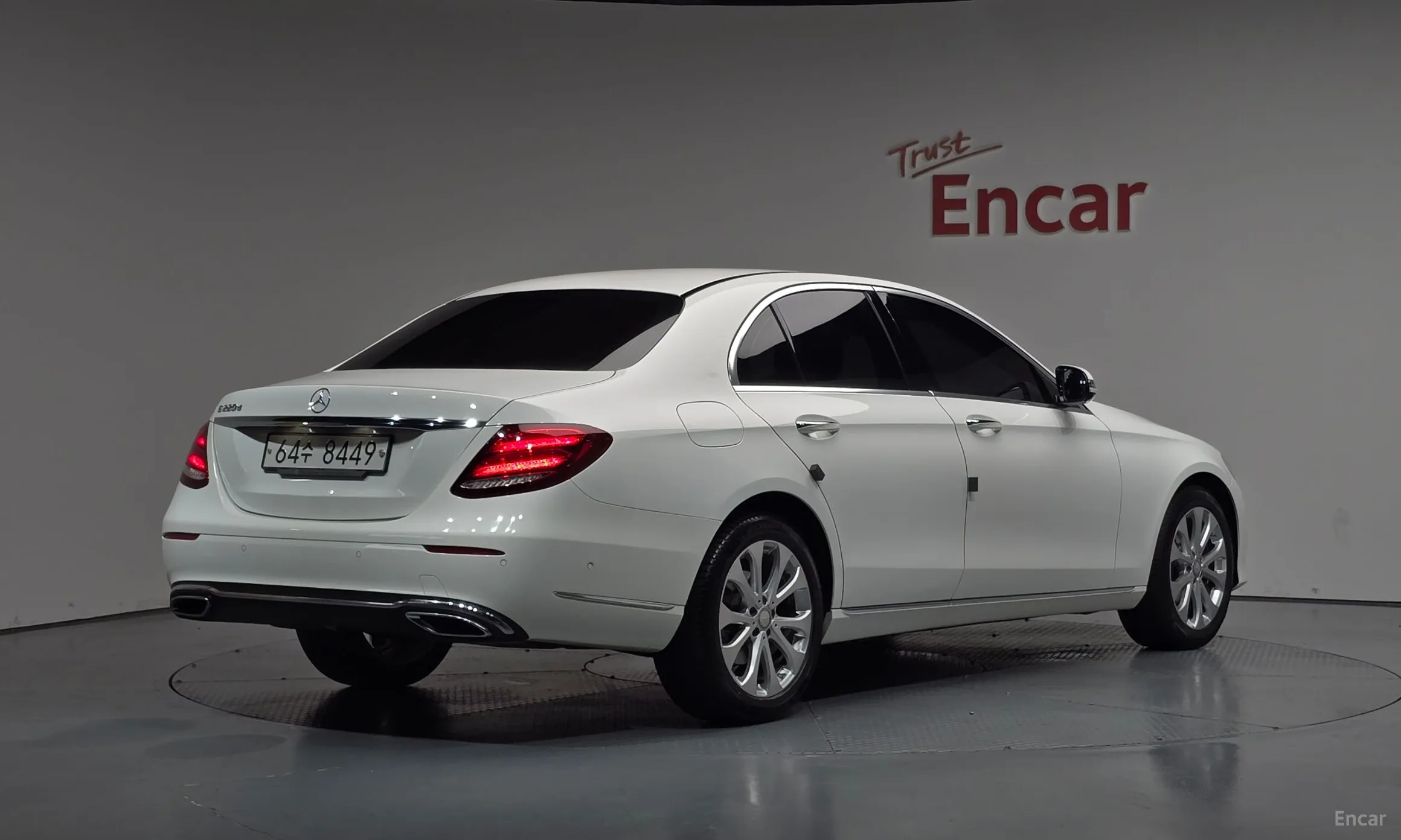 Mercedes Benz E-Class W213