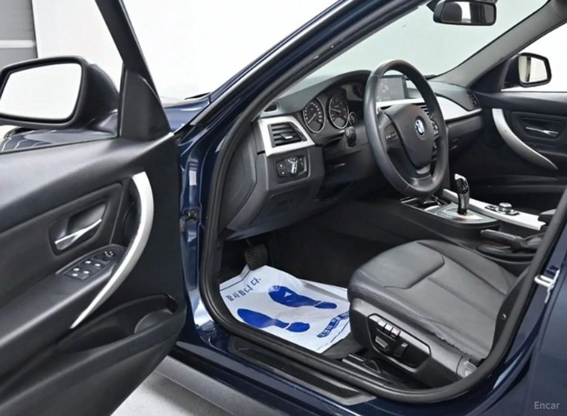 BMW 3 Series (F30) превью 11