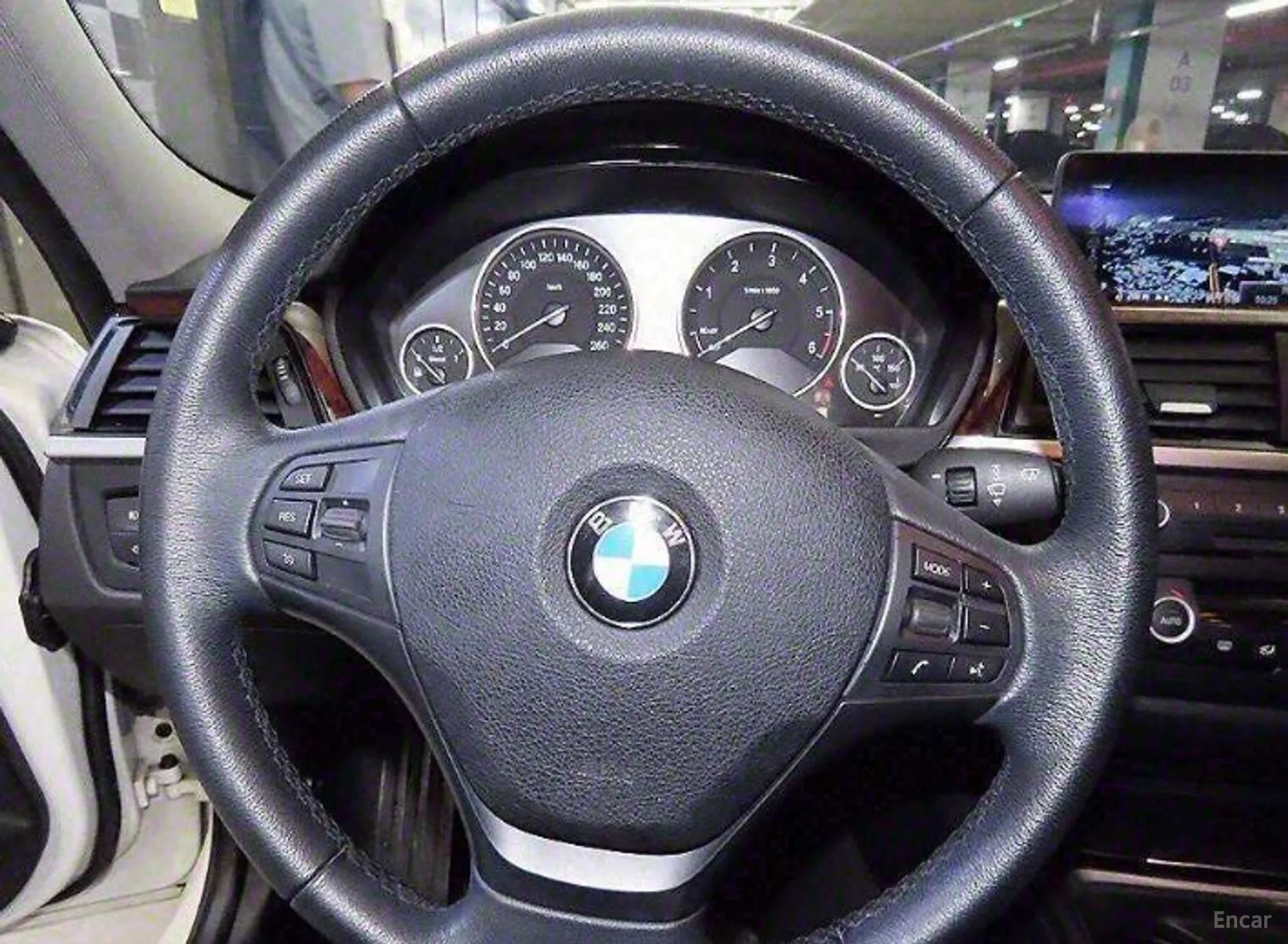 BMW 3 Series (F30) превью 8