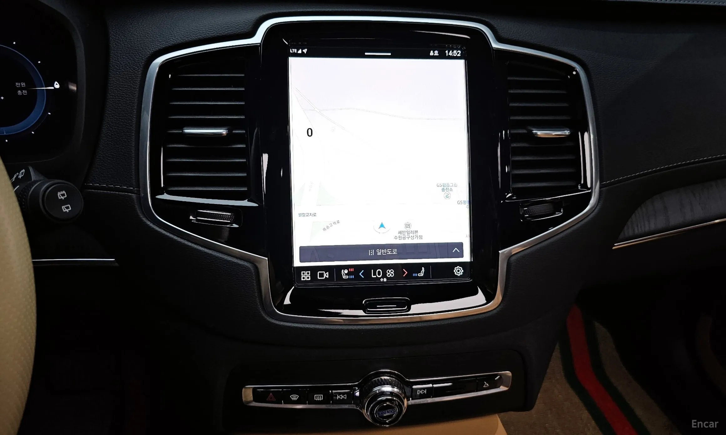 Volvo XC90 Gen 2 превью 13