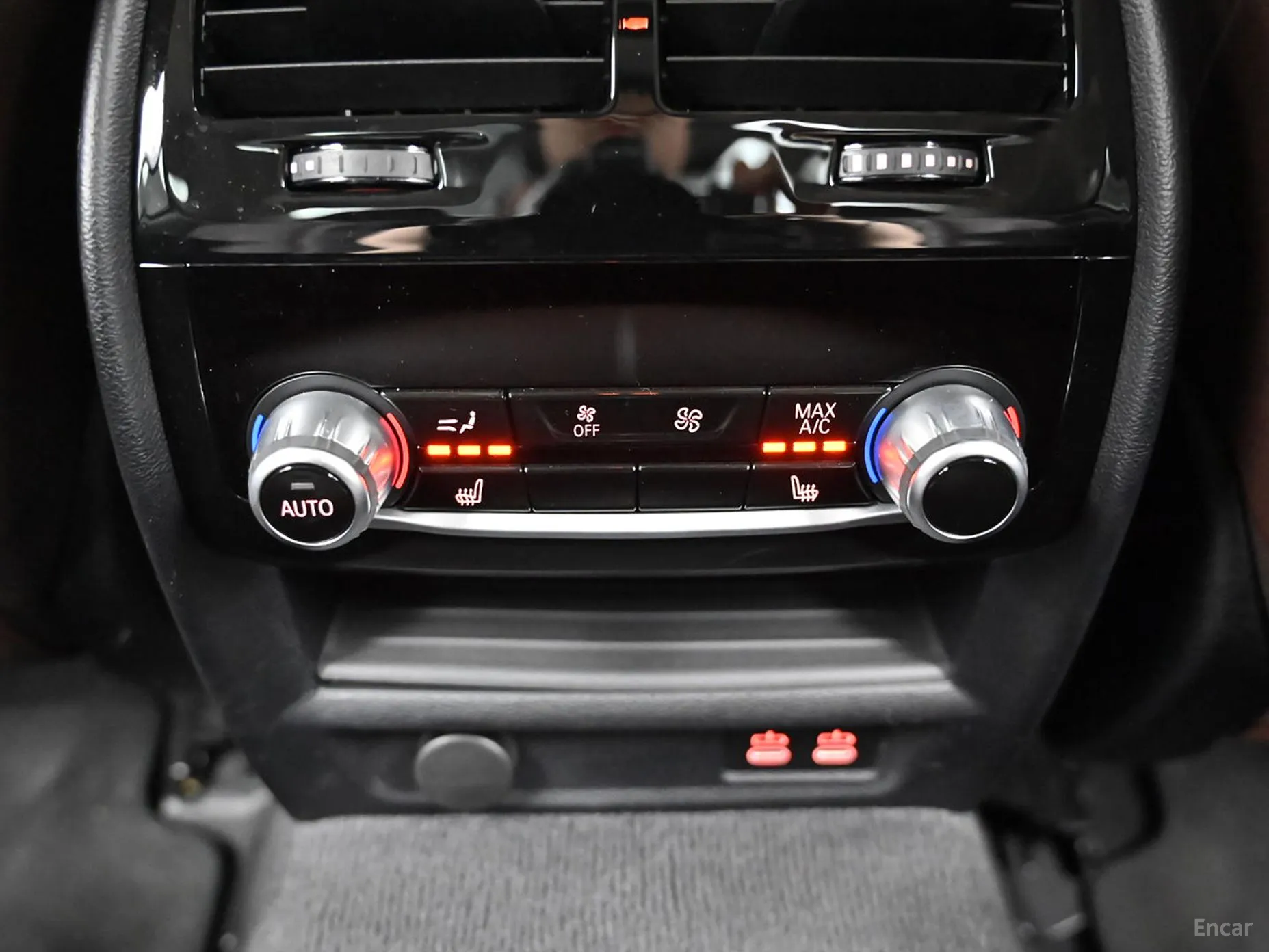 BMW 5 Series (G30) превью 16