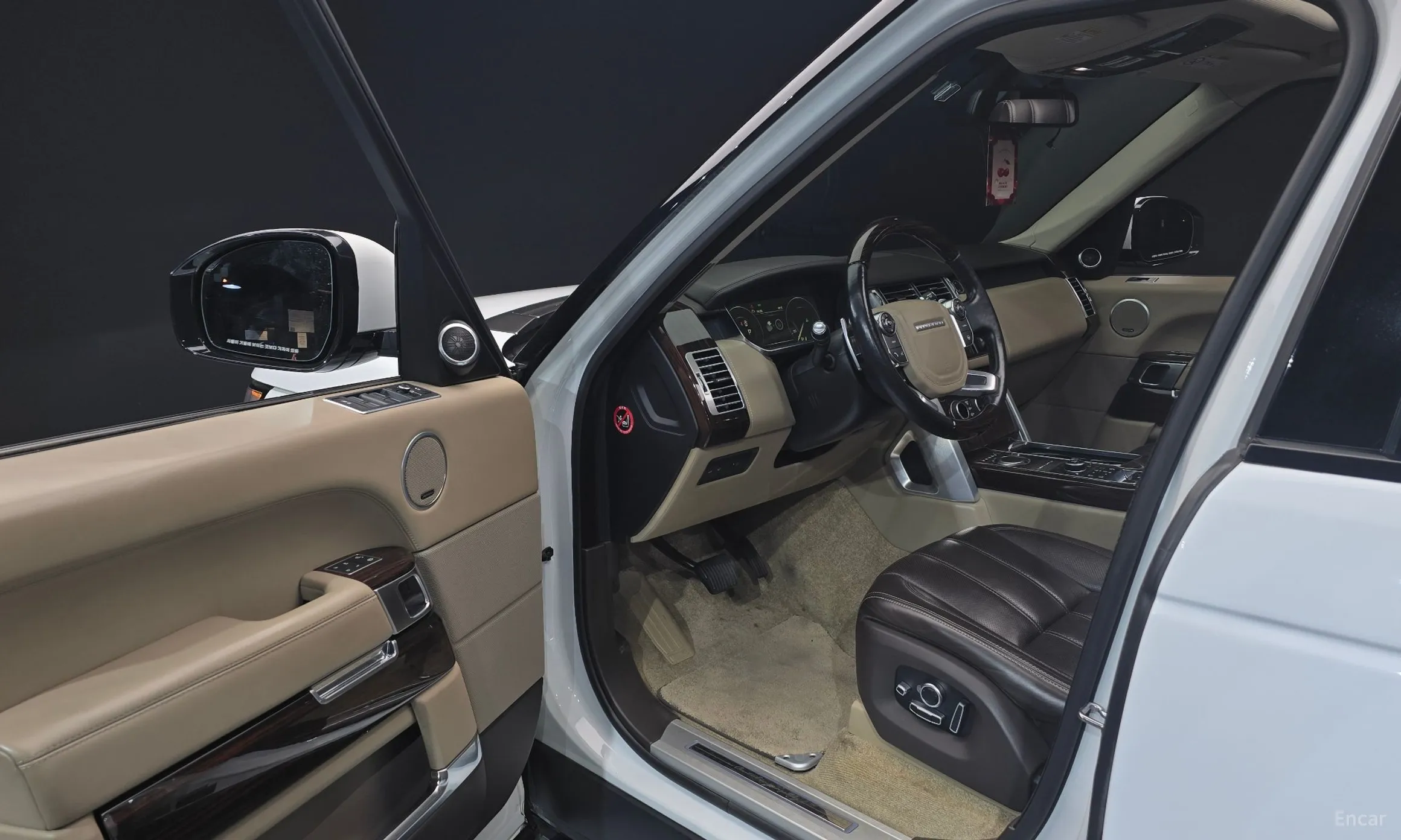 Land Rover Range Rover 4th Generation превью 10