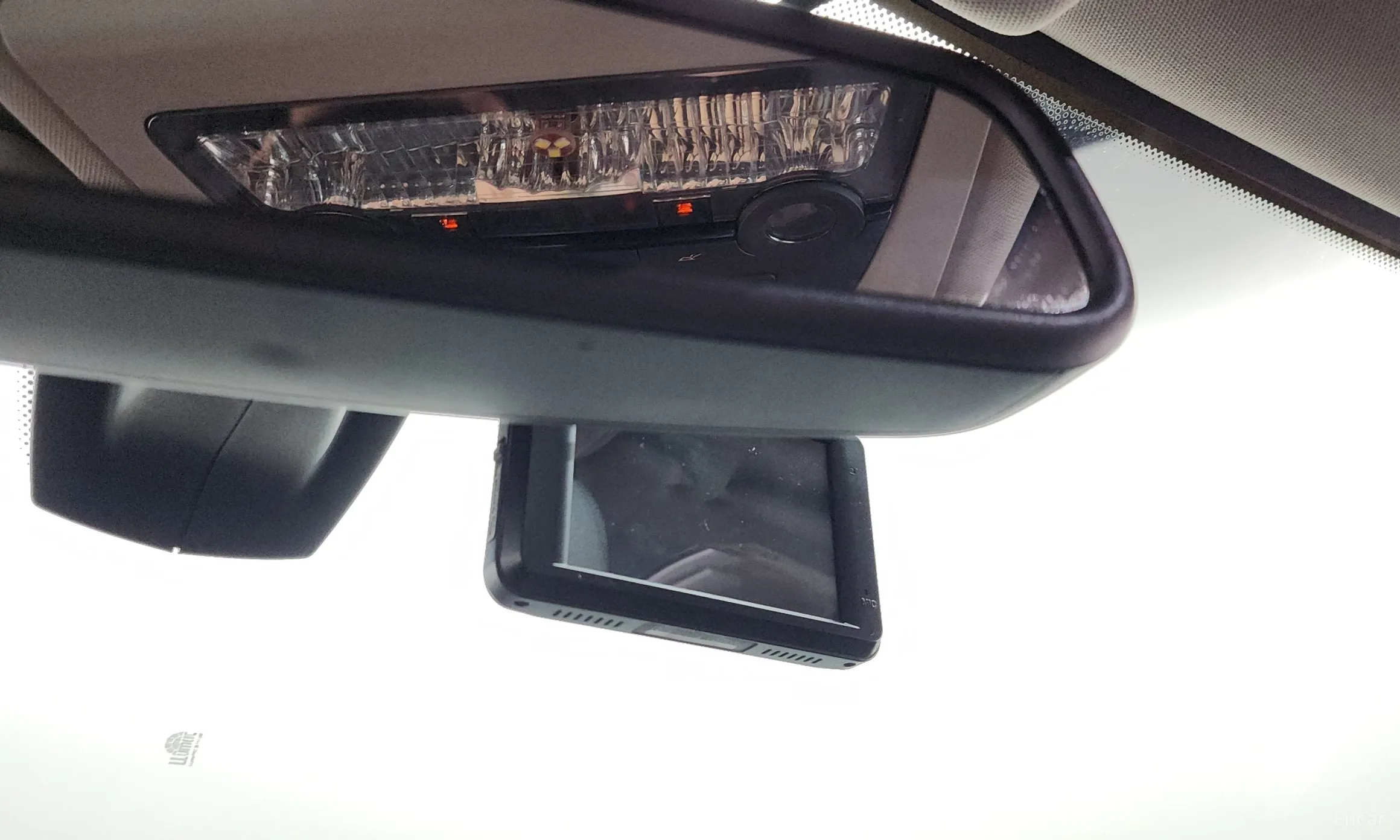 BMW 5 Series (F10) превью 20