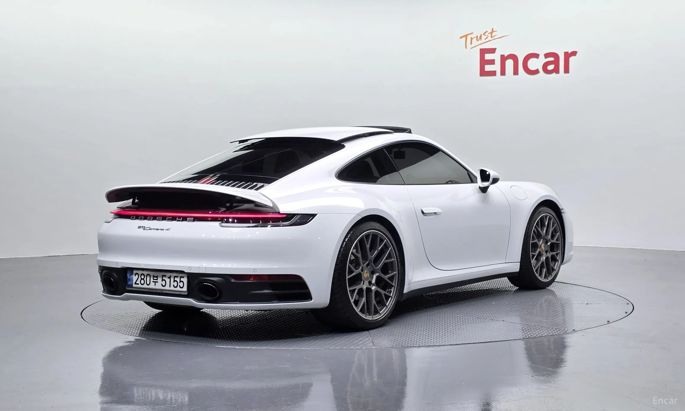 Porsche 911 (992)
