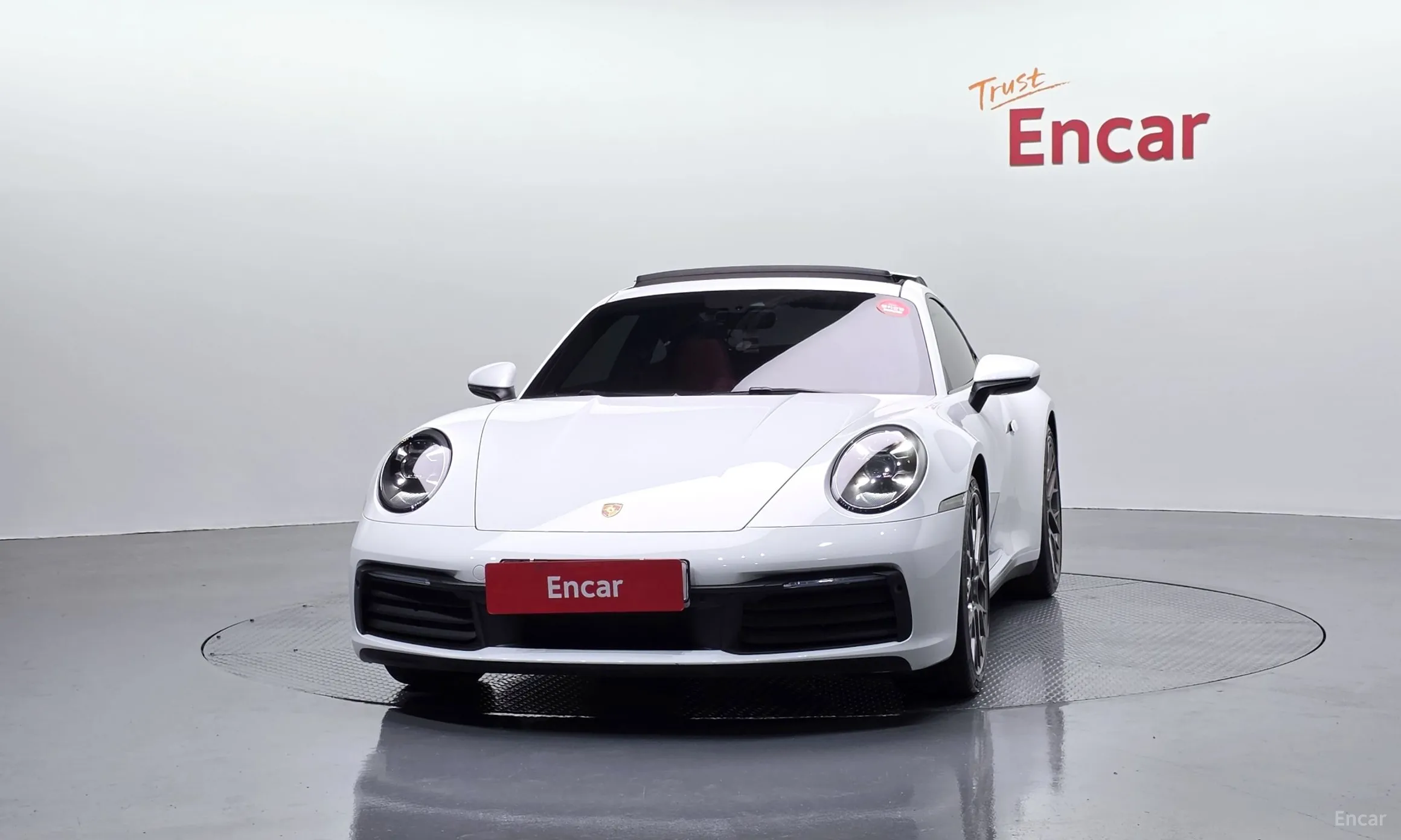 Porsche 911 (992) превью 3