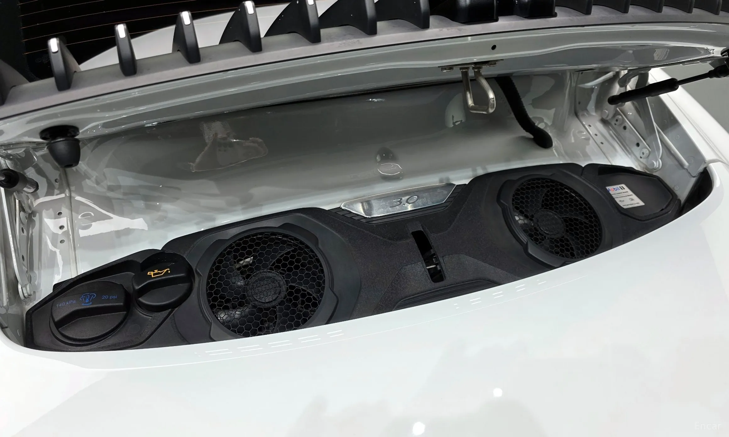 Porsche 911 (992) превью 6