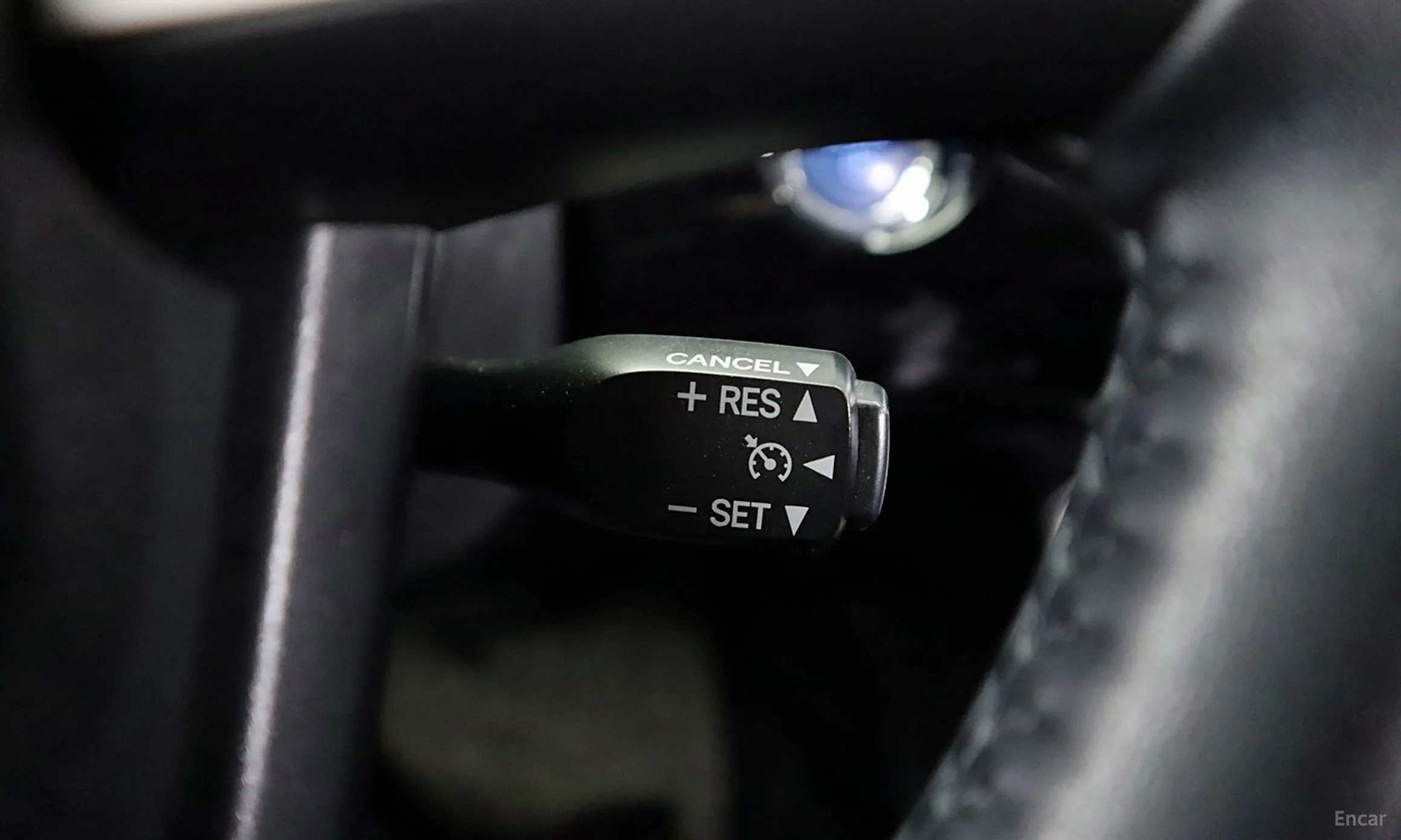 Toyota Prius 4th Generation превью 16
