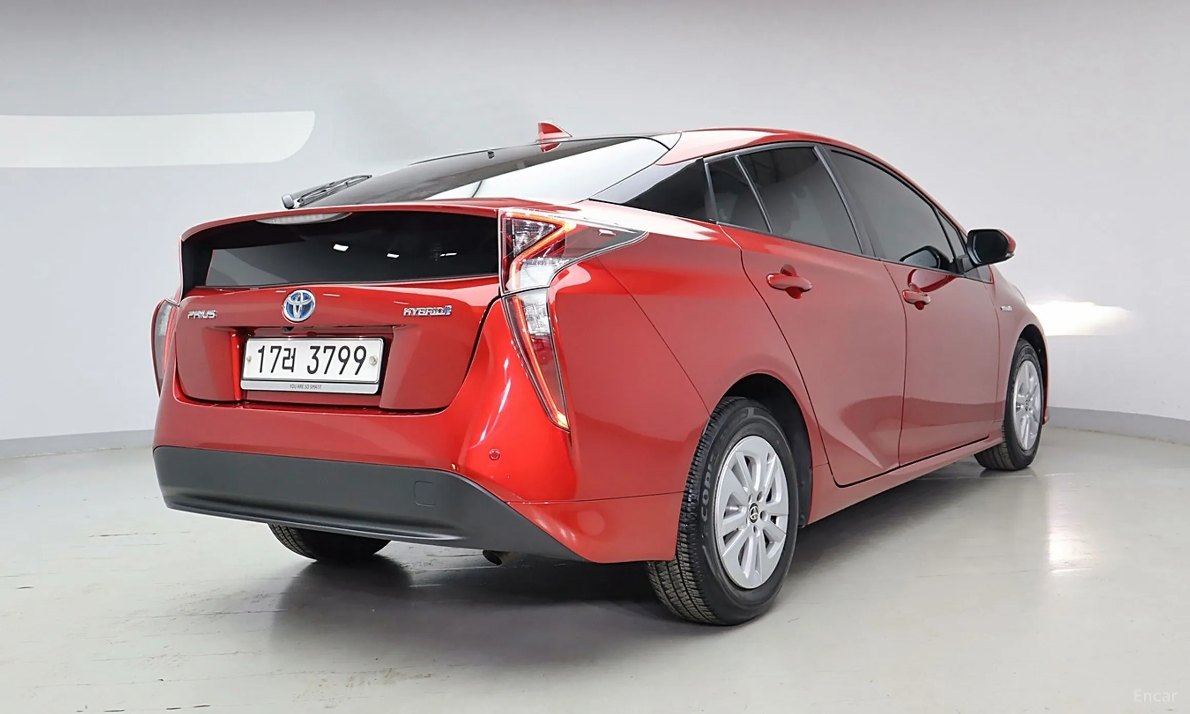 Toyota Prius 4th Generation превью 3