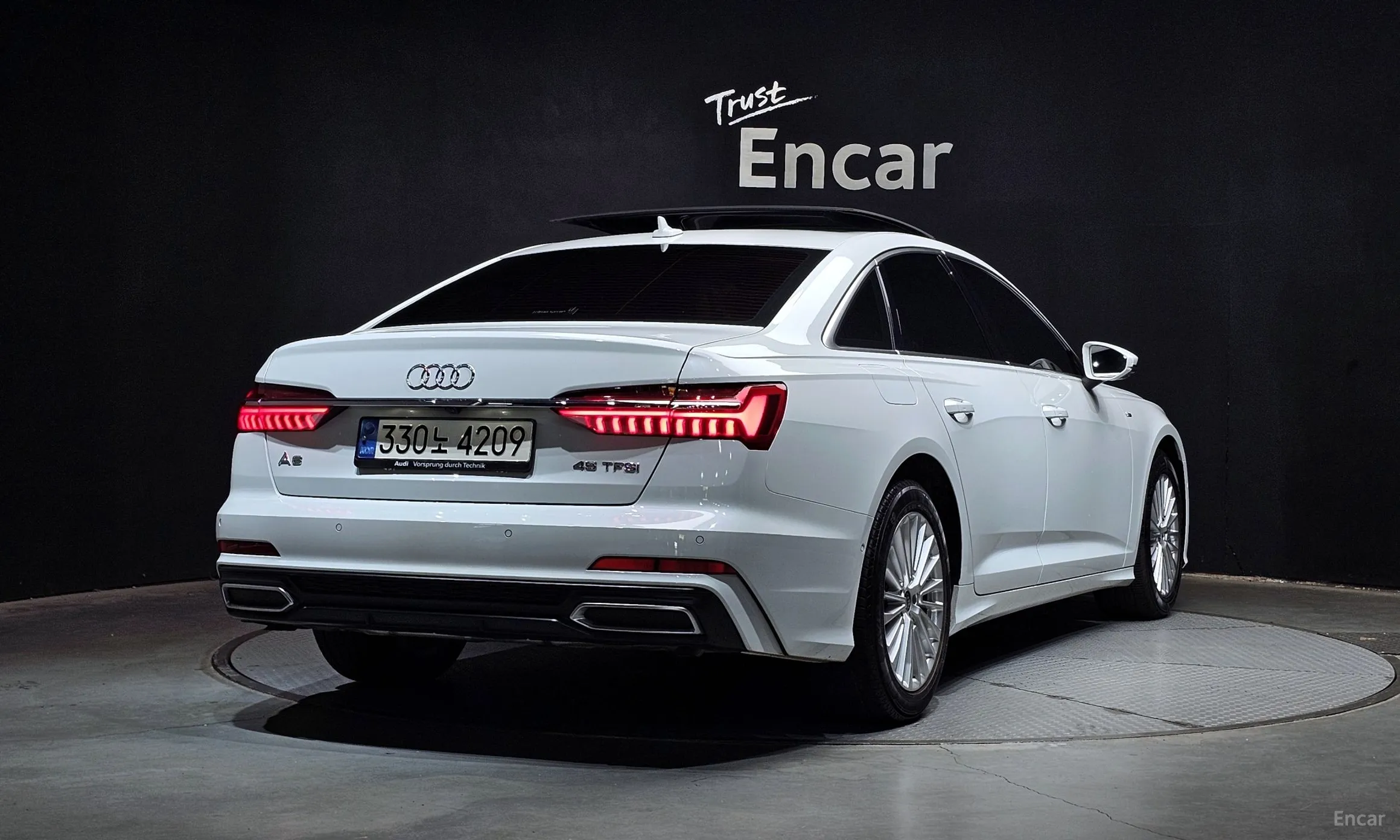 Audi A6 (C8) превью 2