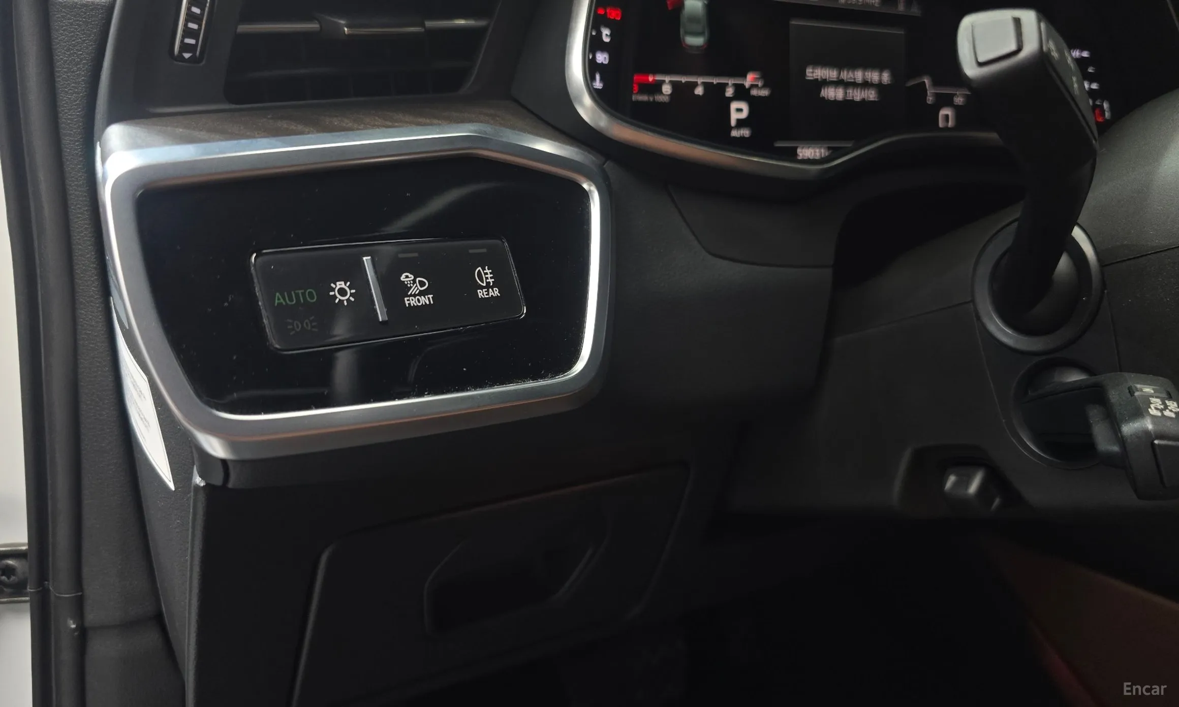 Audi A6 (C8) превью 19
