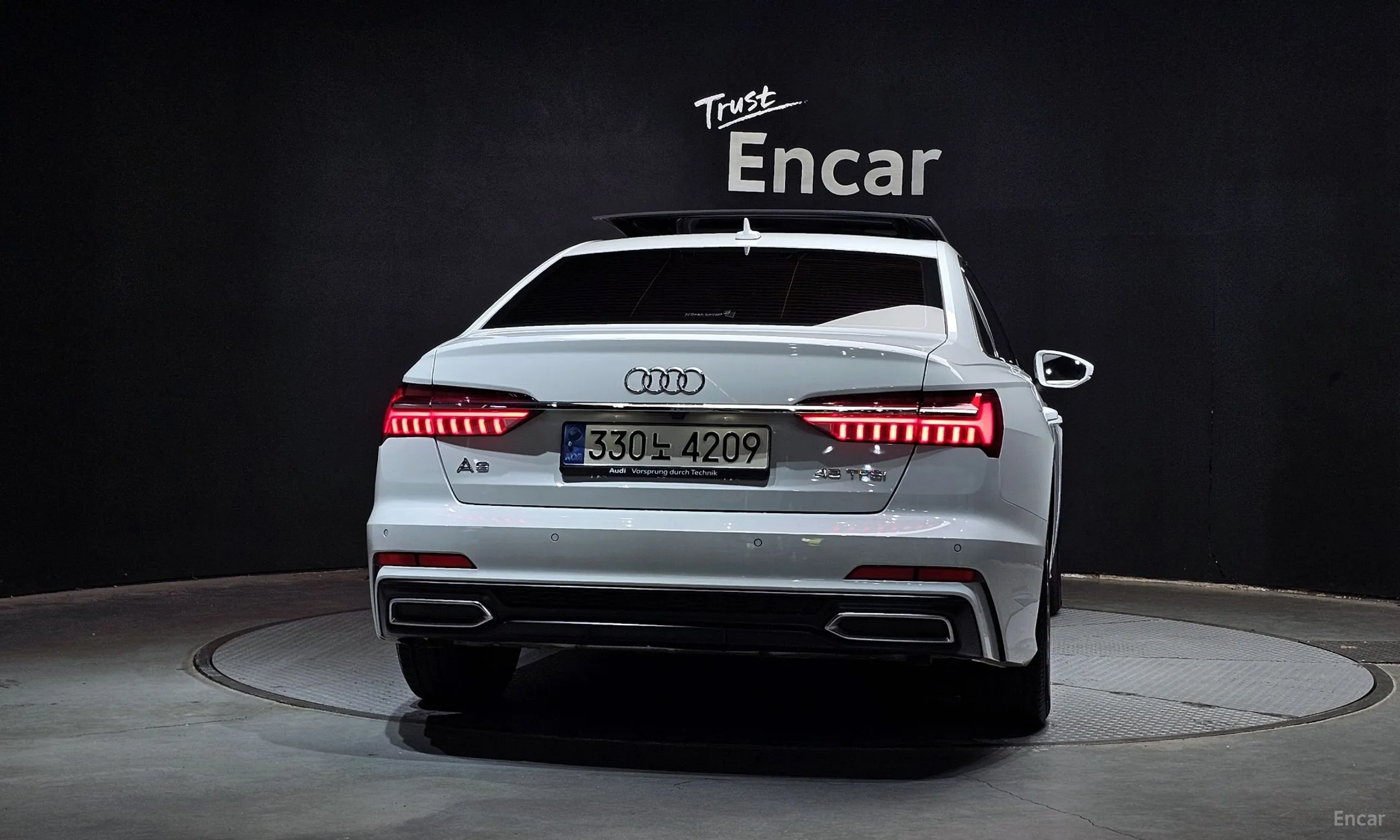 Audi A6 (C8) превью 4