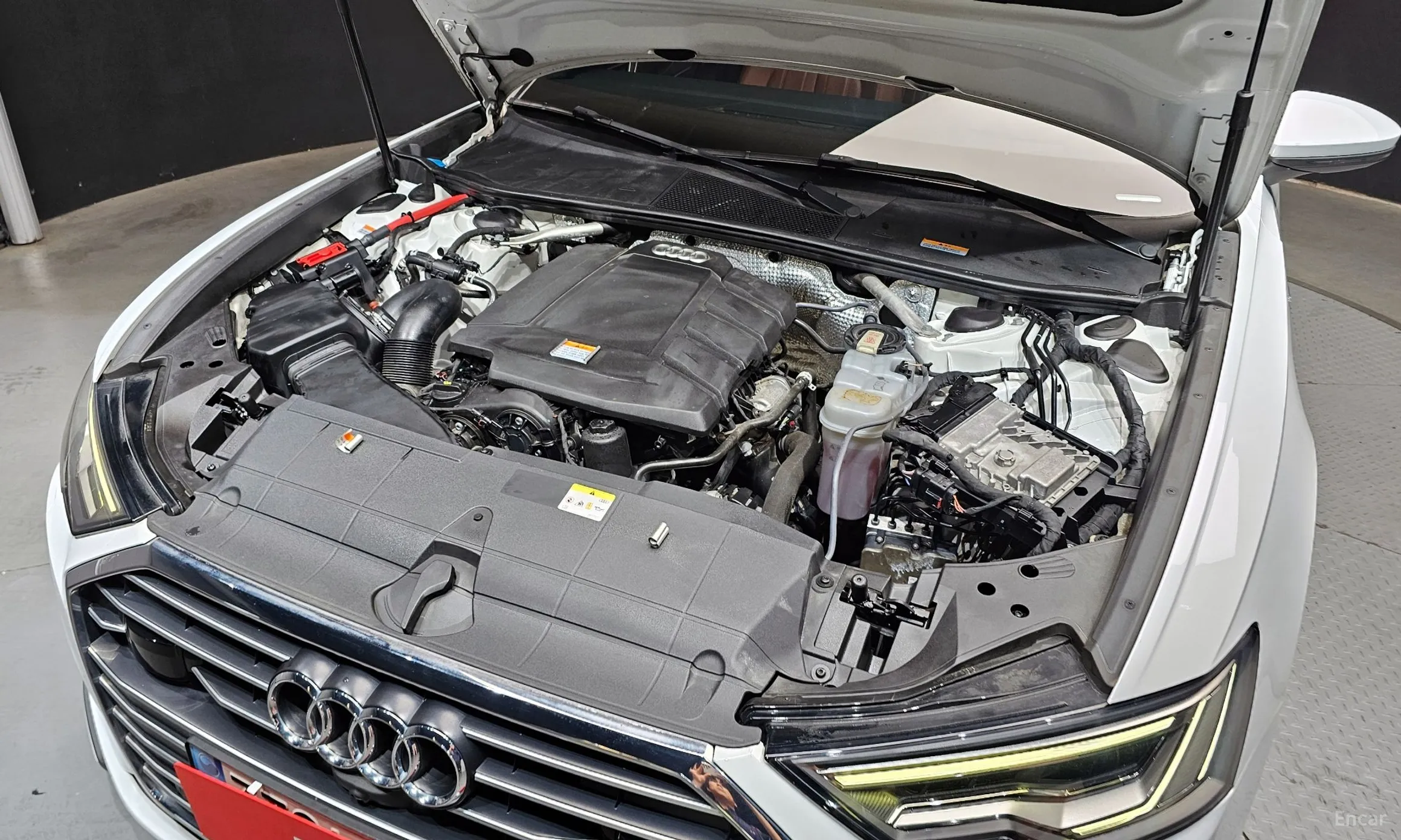 Audi A6 (C8) превью 6