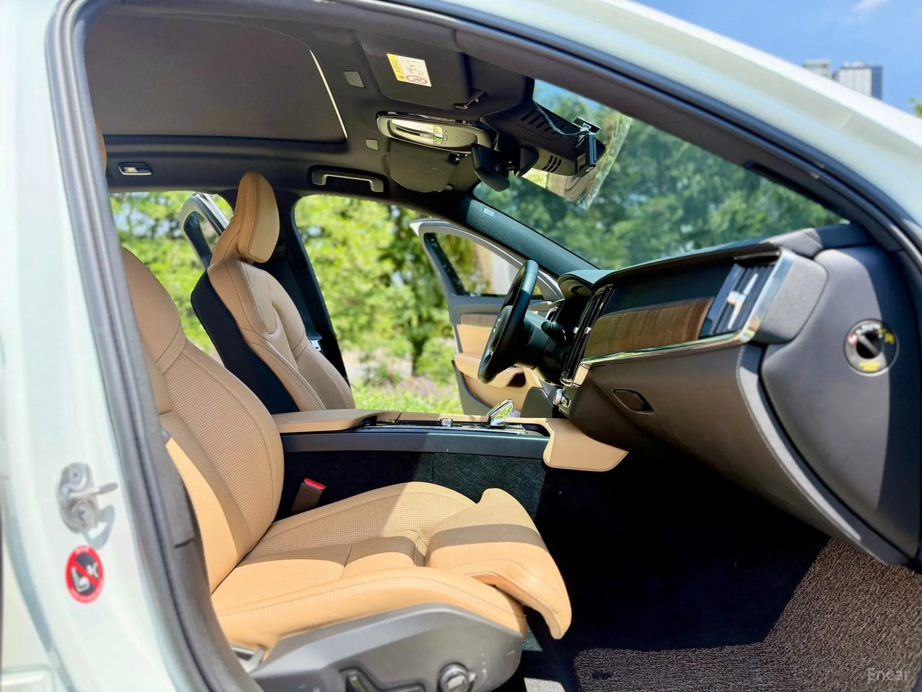 Volvo S90 превью 11