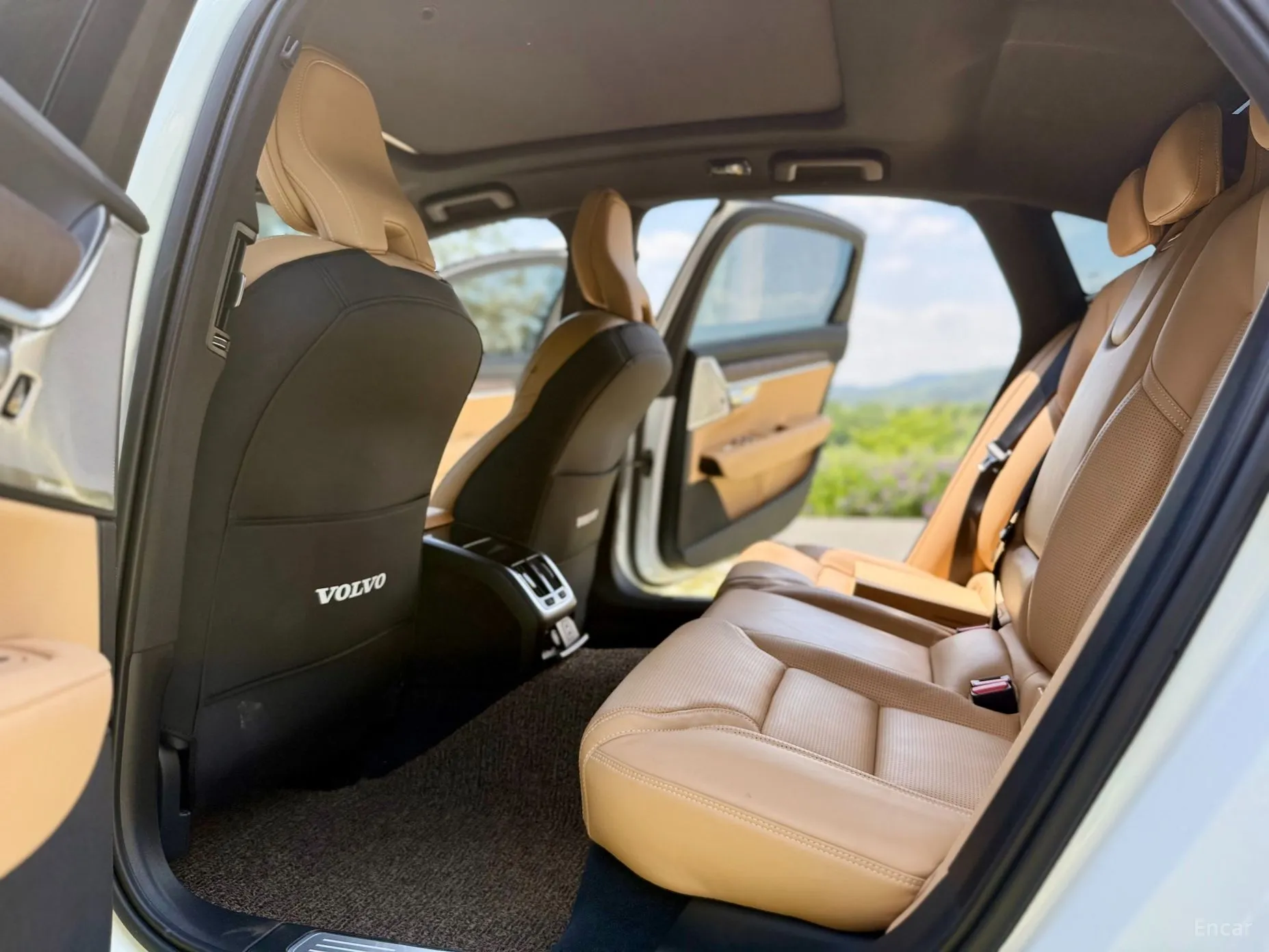 Volvo S90 превью 12