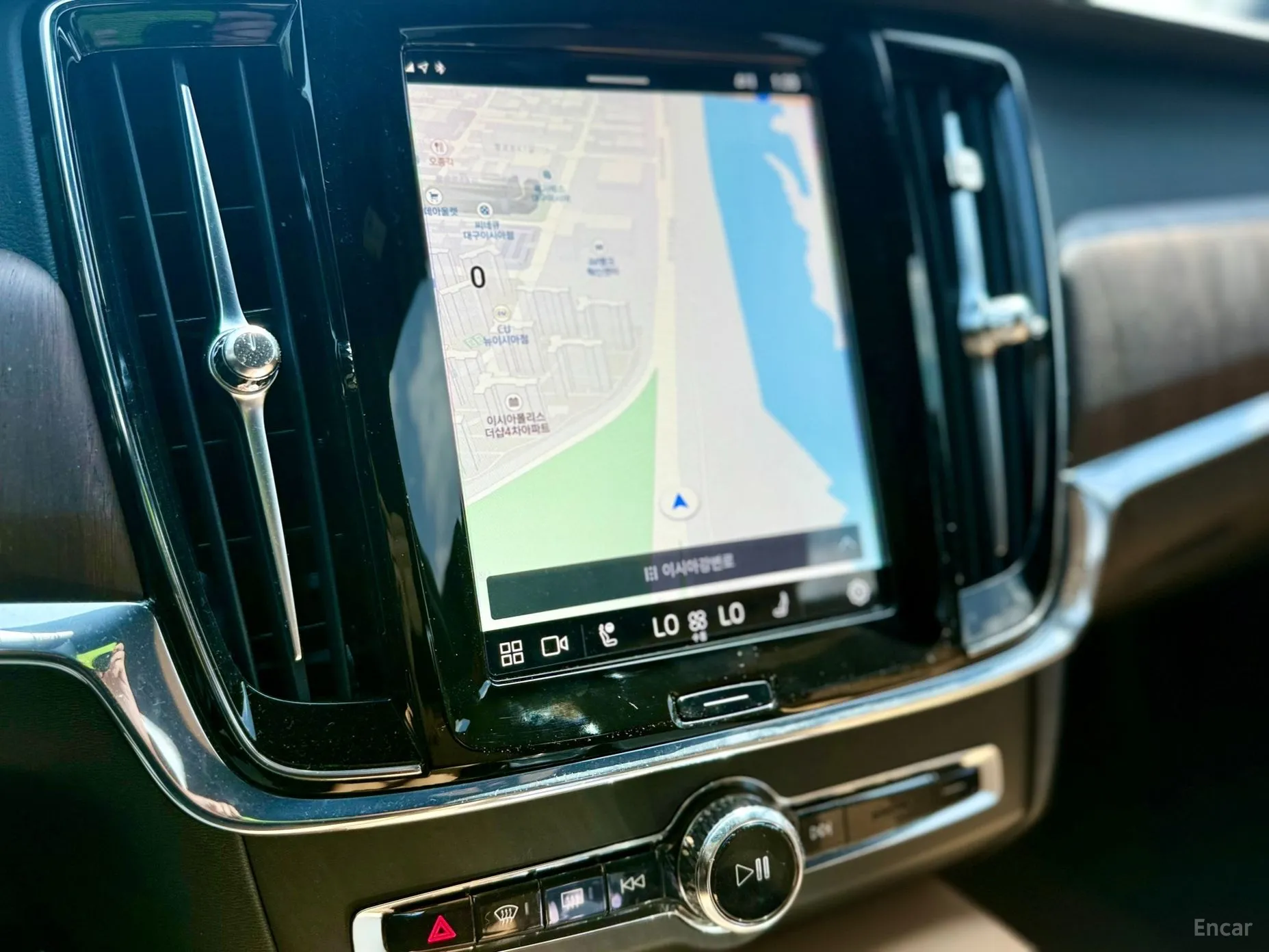 Volvo S90 превью 17
