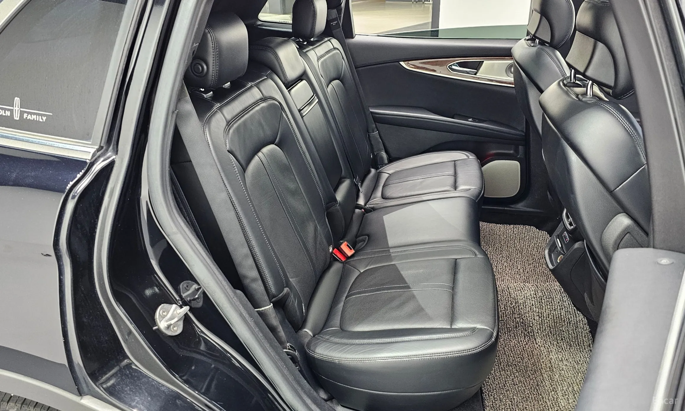 Lincoln MKX 2nd Generation превью 11