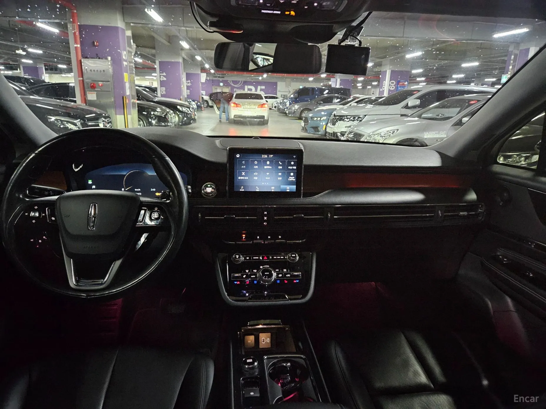 Lincoln Corsair превью 7
