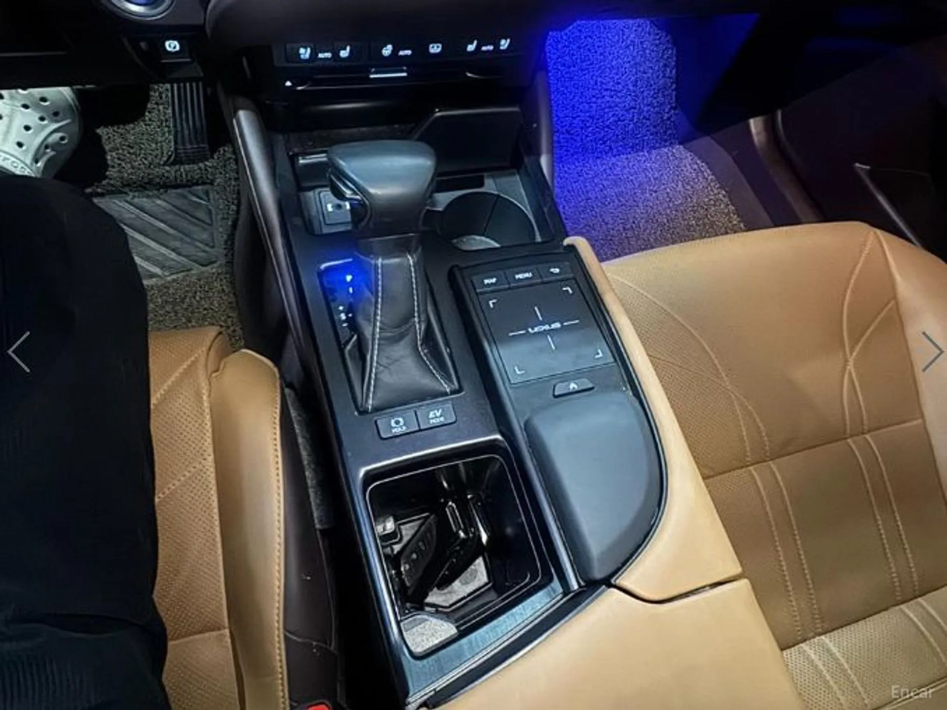 Lexus ES300h 7th Generation превью 14