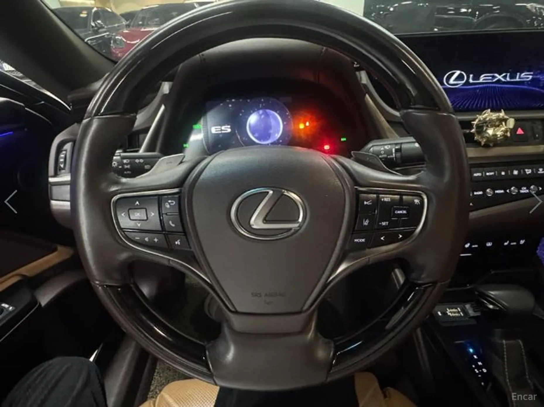 Lexus ES300h 7th Generation превью 15