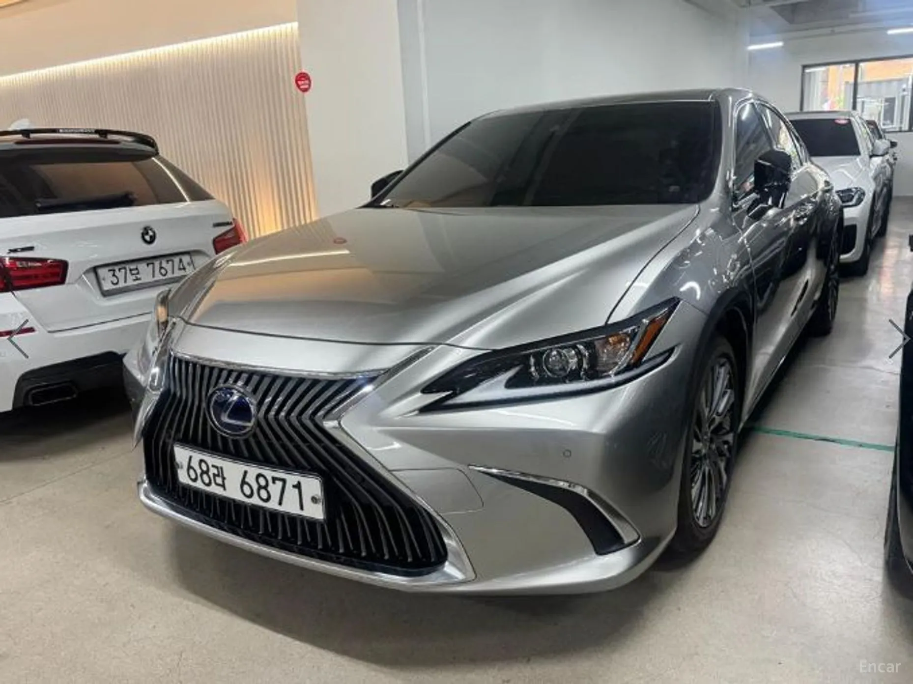 Lexus ES300h 7th Generation превью 3