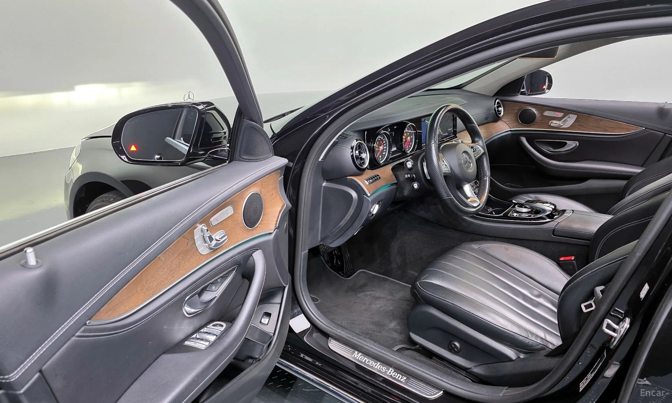 Mercedes Benz E-Class W213 превью 10