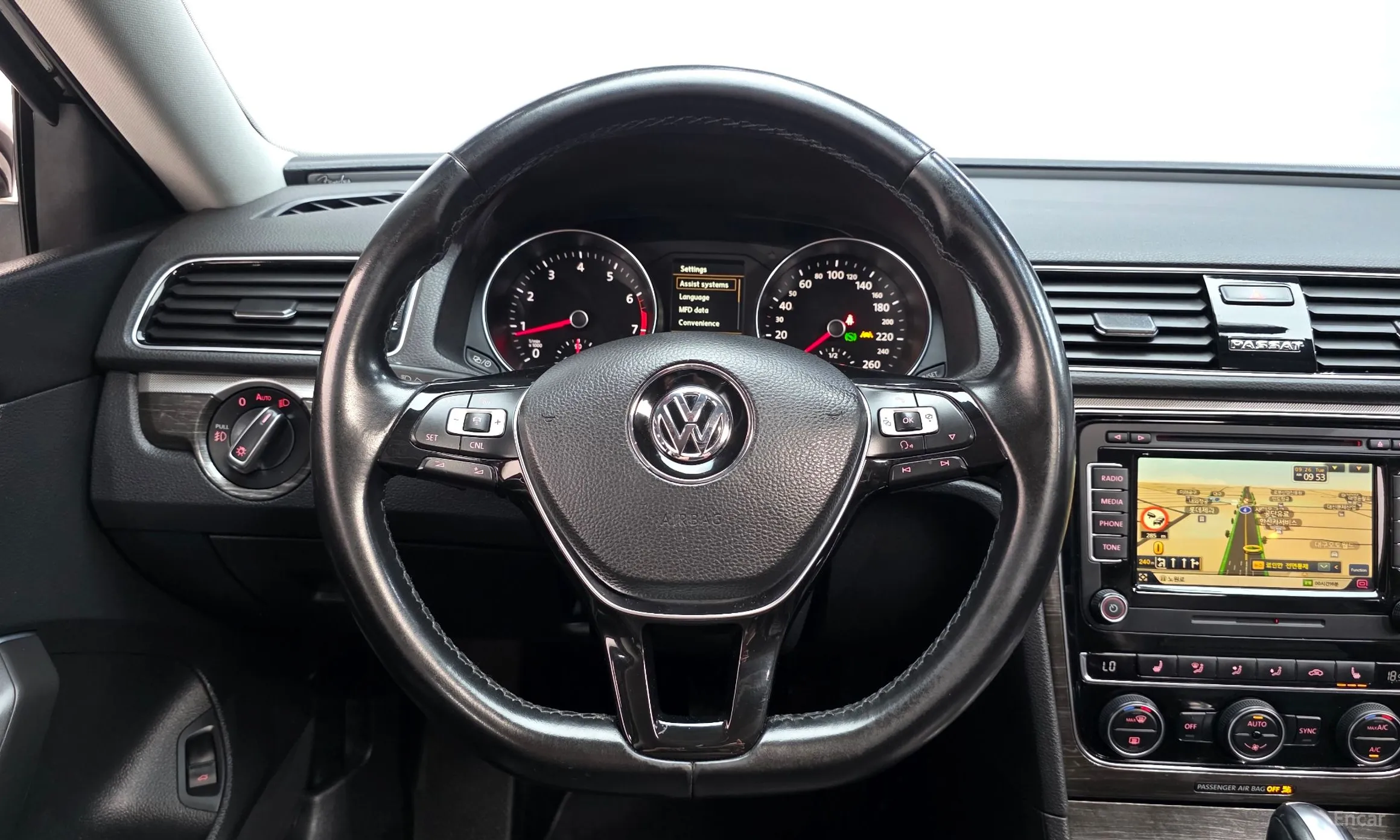 Volkswagen The New Passat превью 13