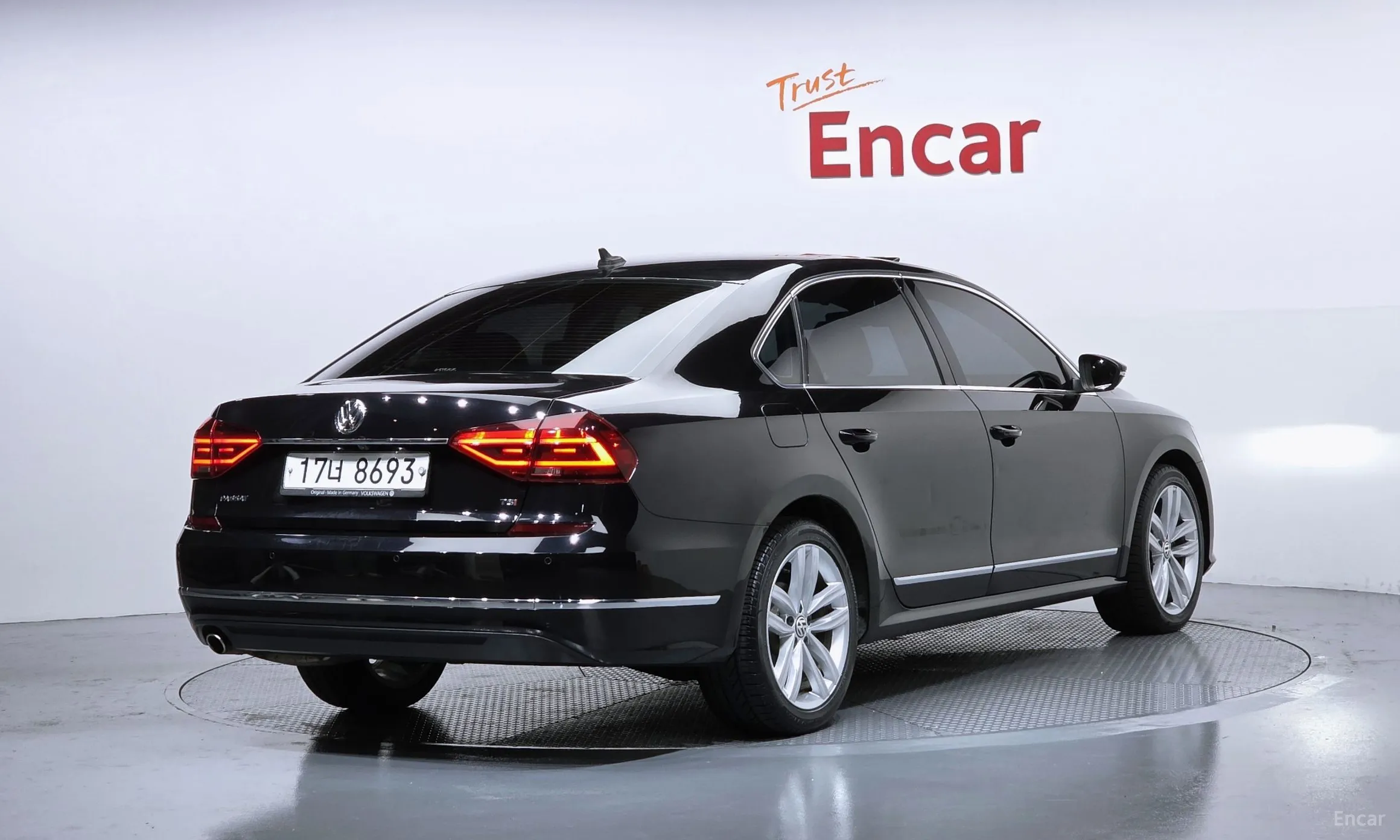 Volkswagen The New Passat превью 2