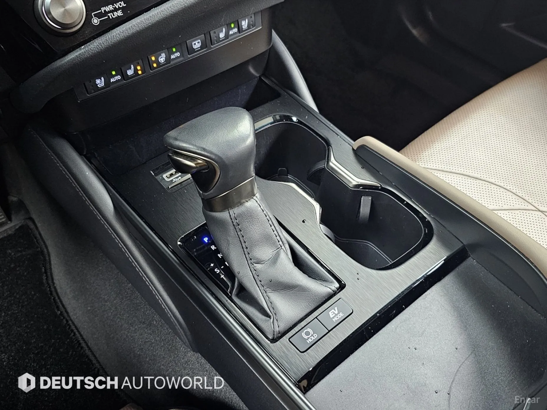 Lexus ES300h 7th Generation превью 9