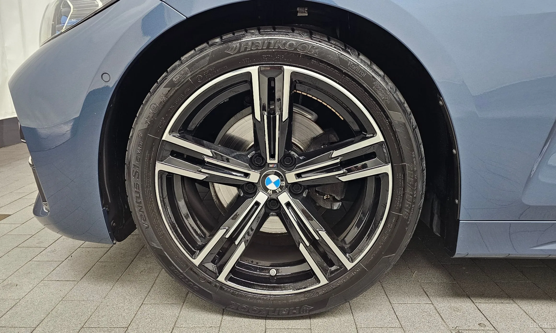 BMW Series 4 (G22) превью 5