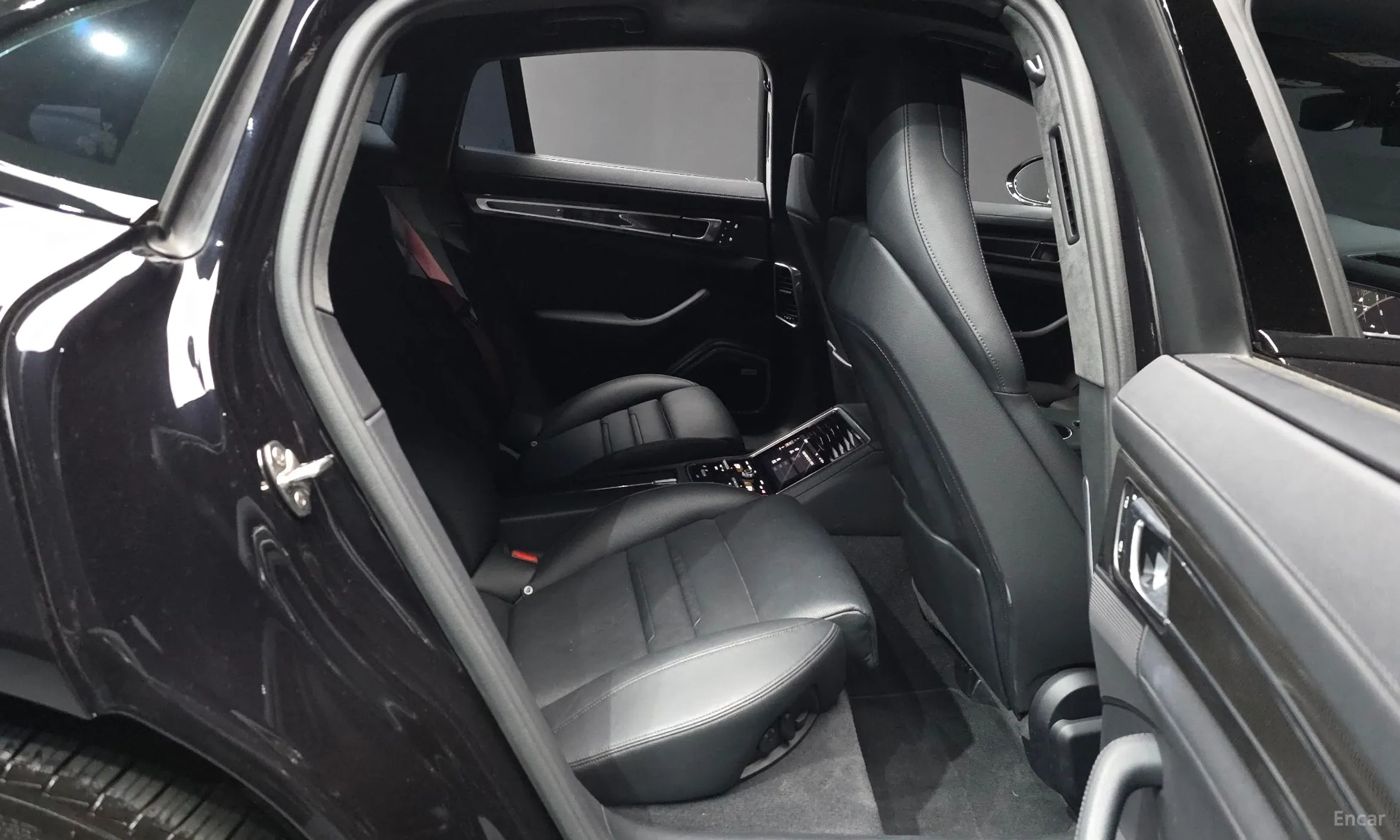 Porsche Panamera (971) превью 12