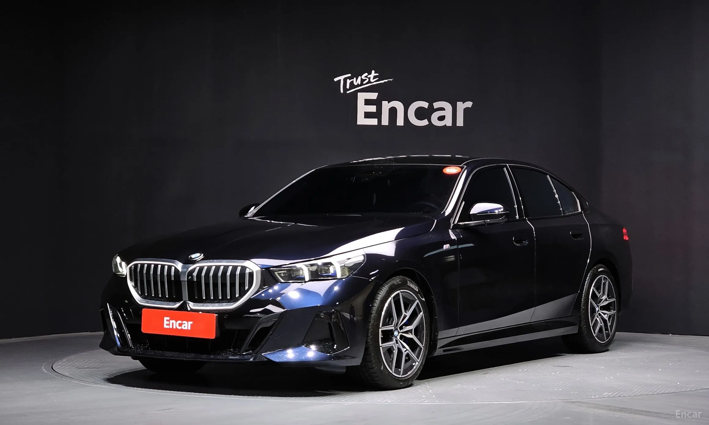 BMW 5 Series (G60)
