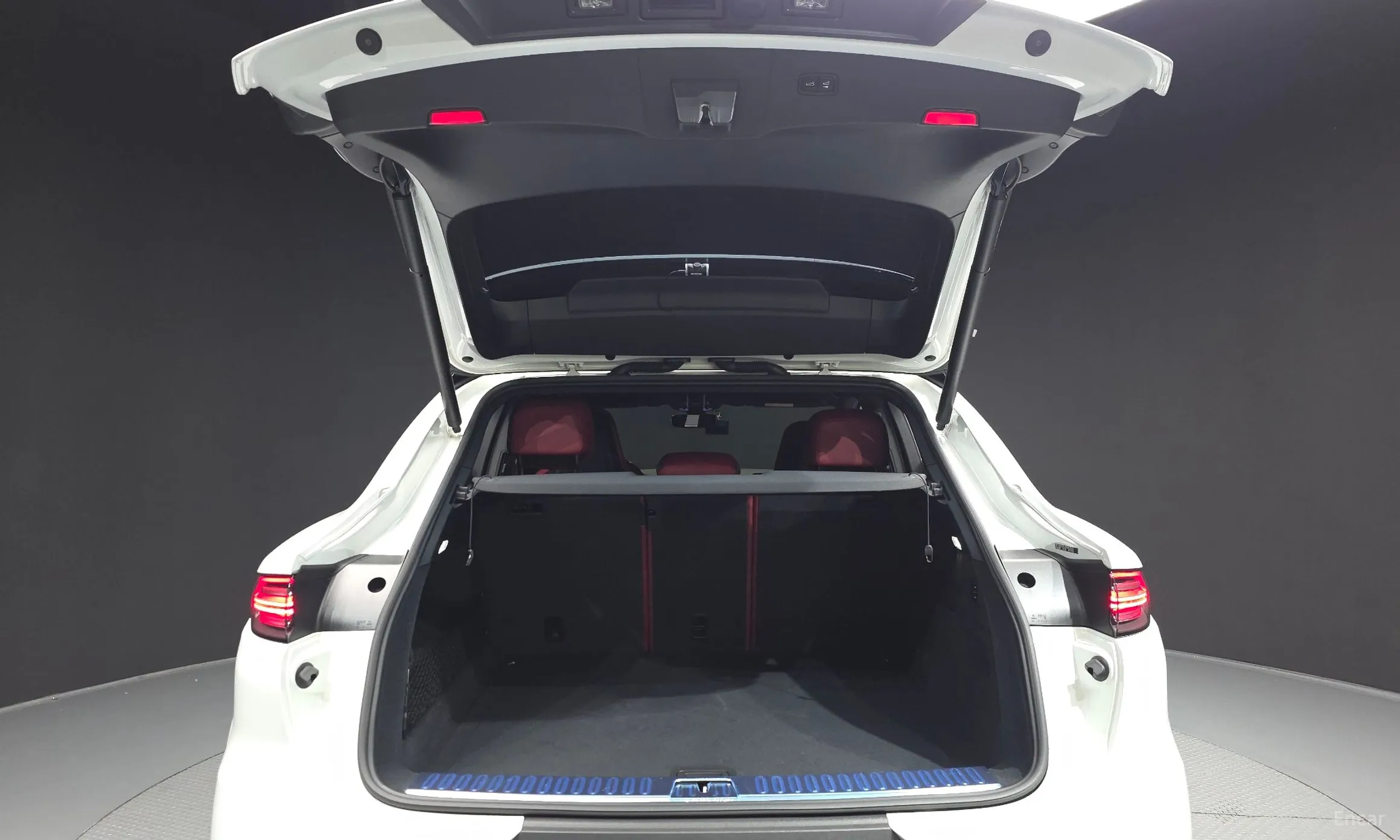 Porsche Cayenne (PO536) превью 20