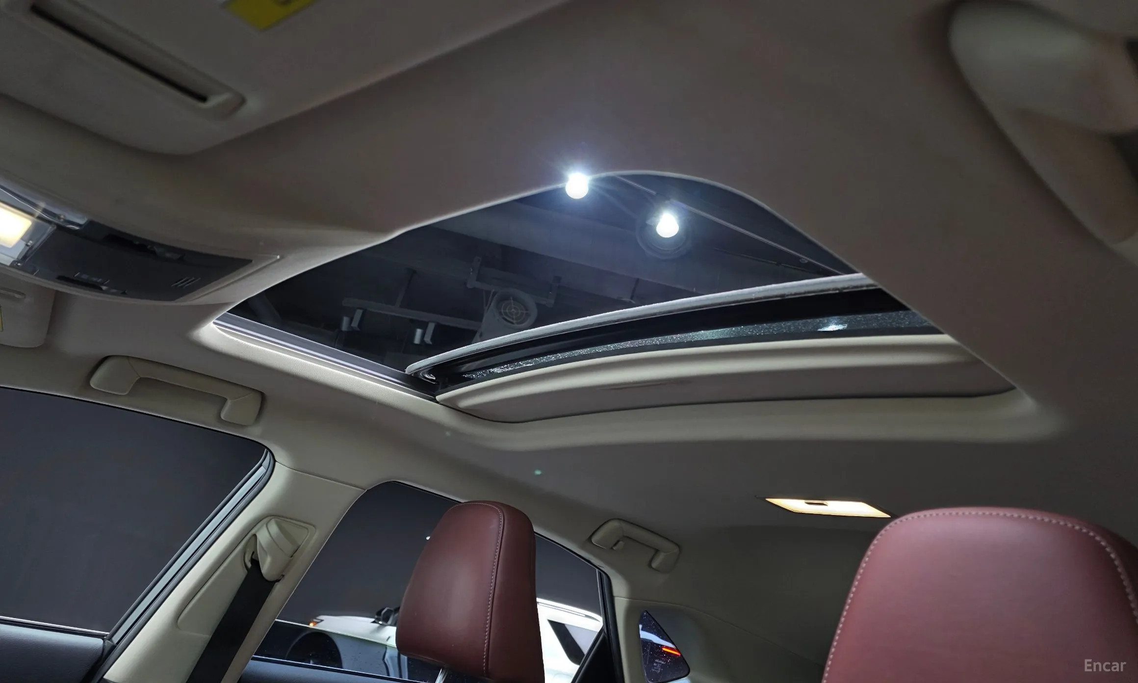 Lexus NX300h превью 19