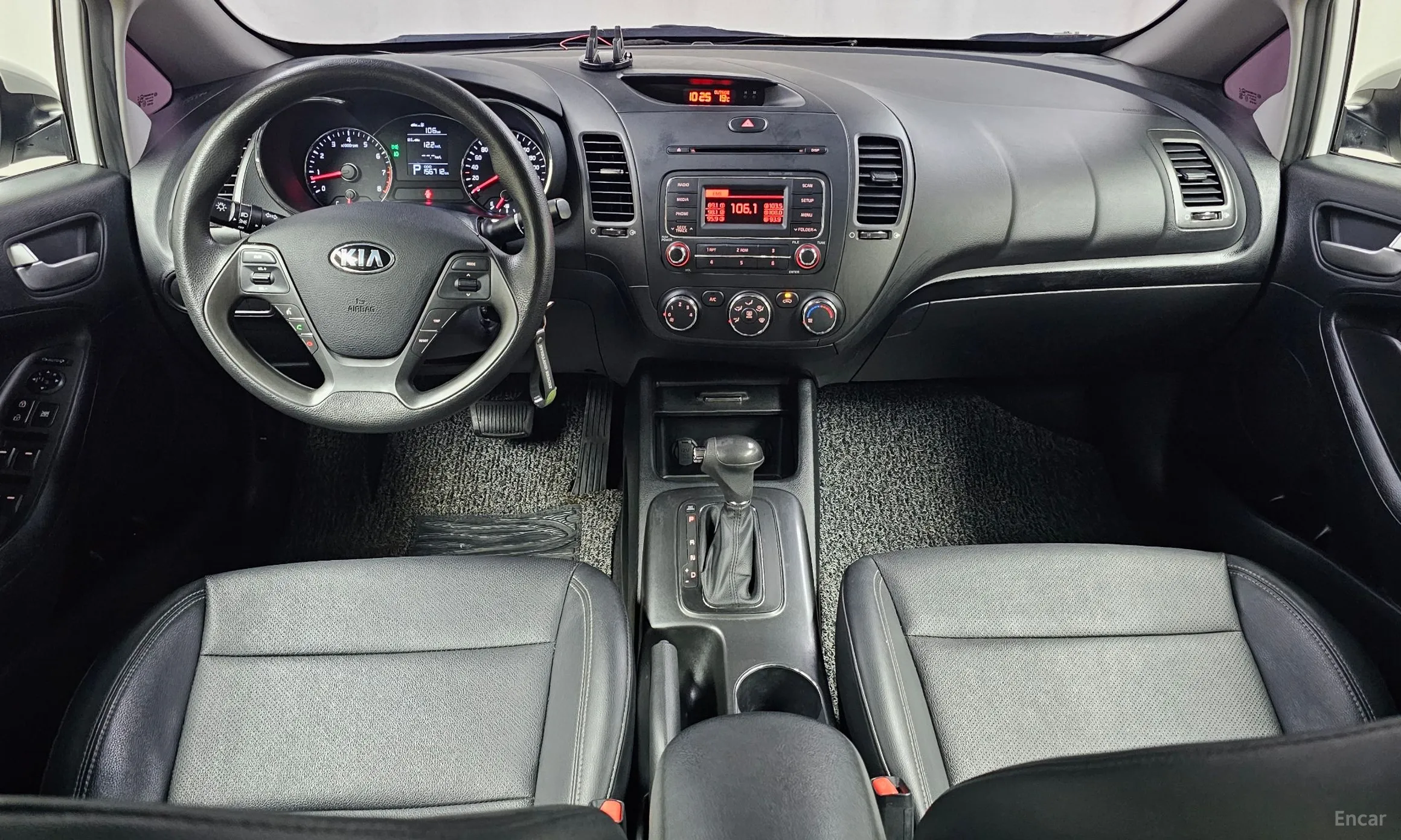 Kia K3 превью 7