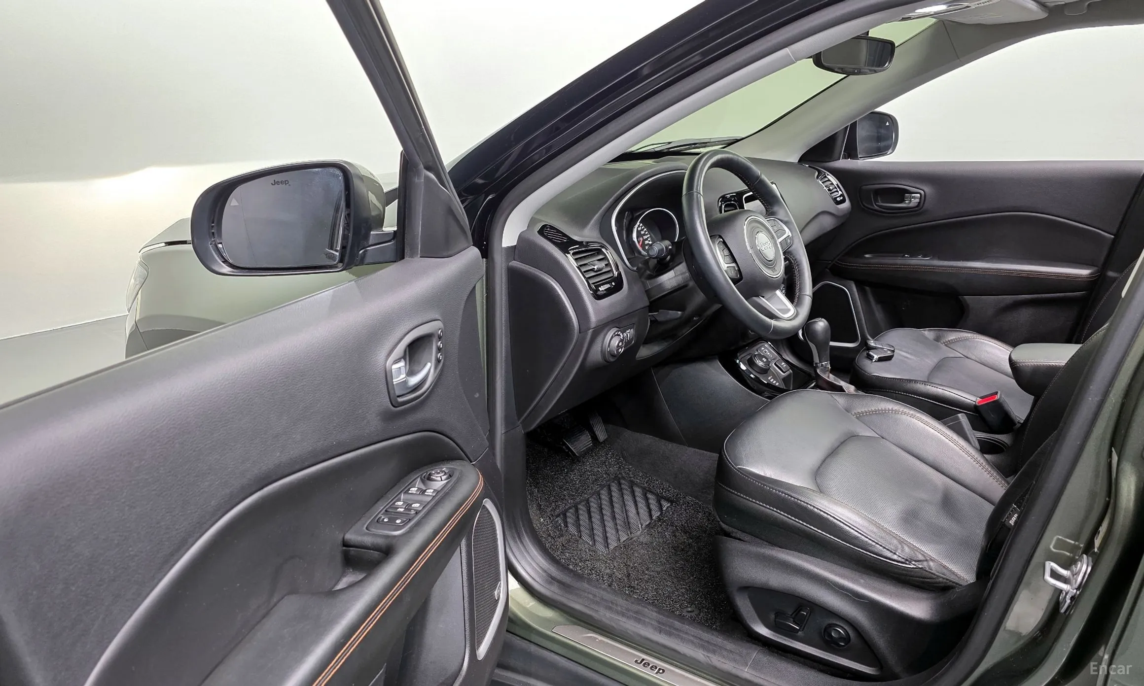 Jeep Compass 2nd Generation превью 10