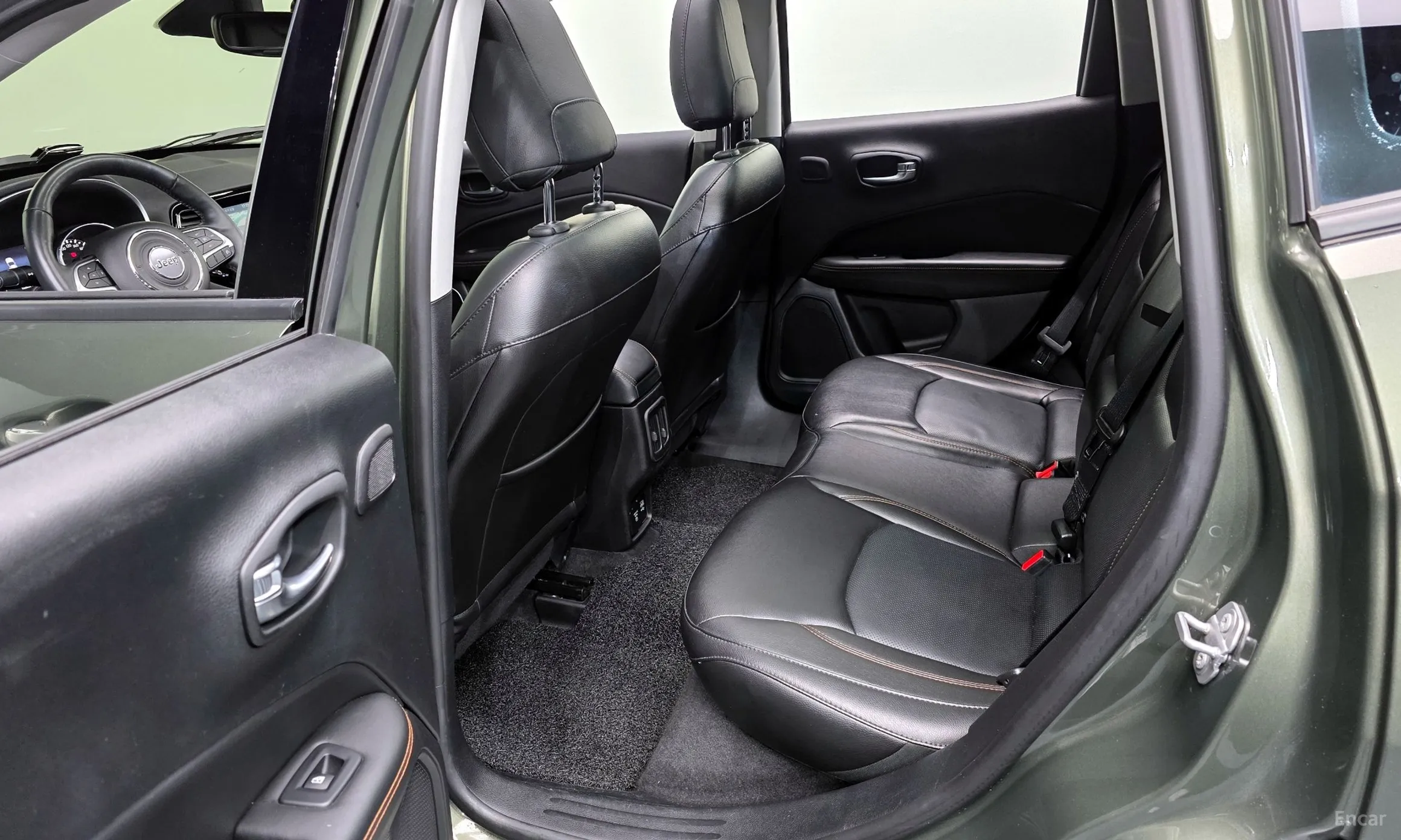 Jeep Compass 2nd Generation превью 12