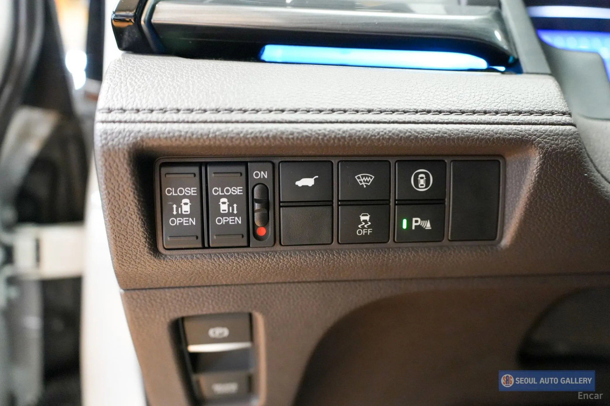 Honda Odyssey превью 9
