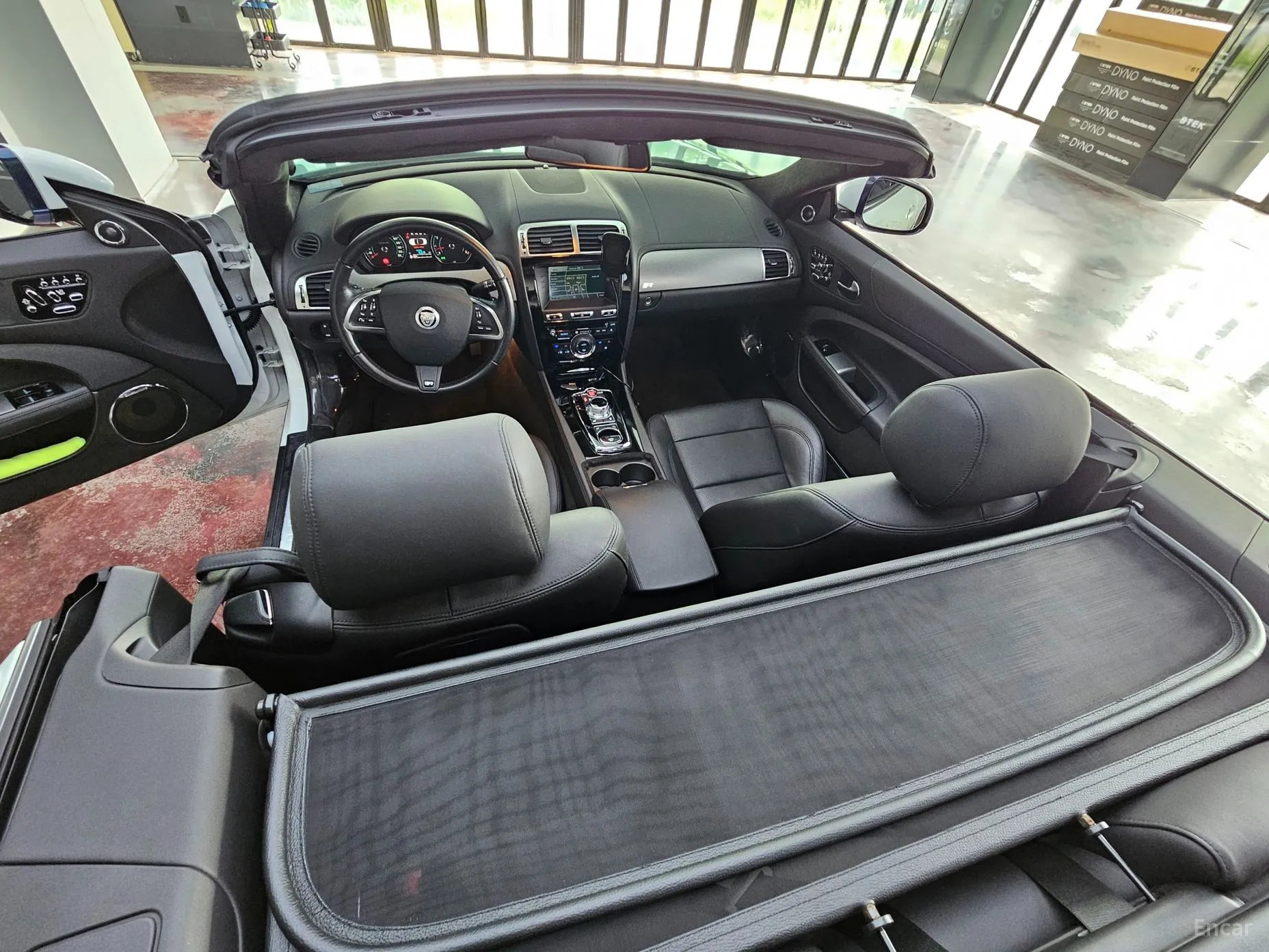 Jaguar XKR превью 14