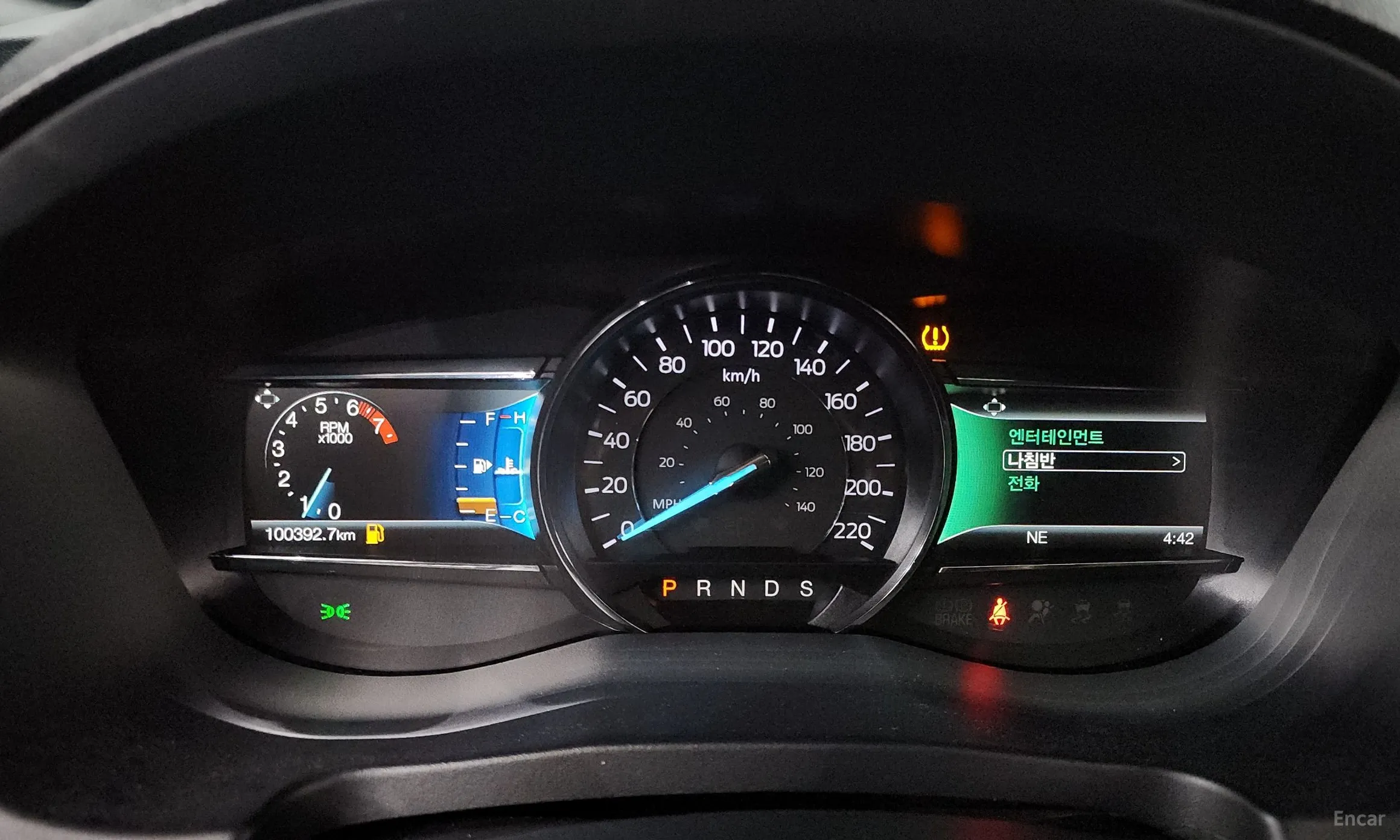 Ford Explorer превью 8