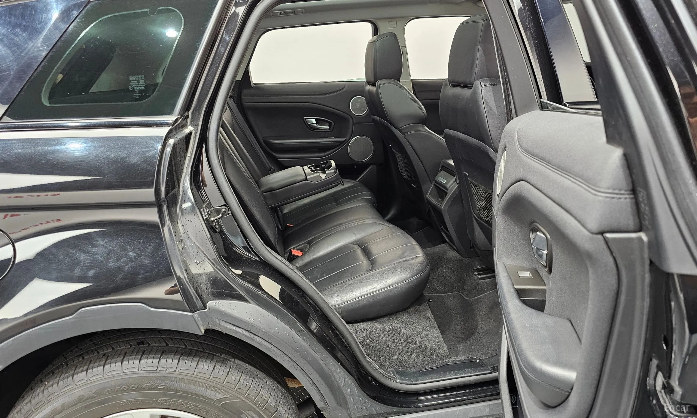 Land Rover Range Rover Evoque превью 11