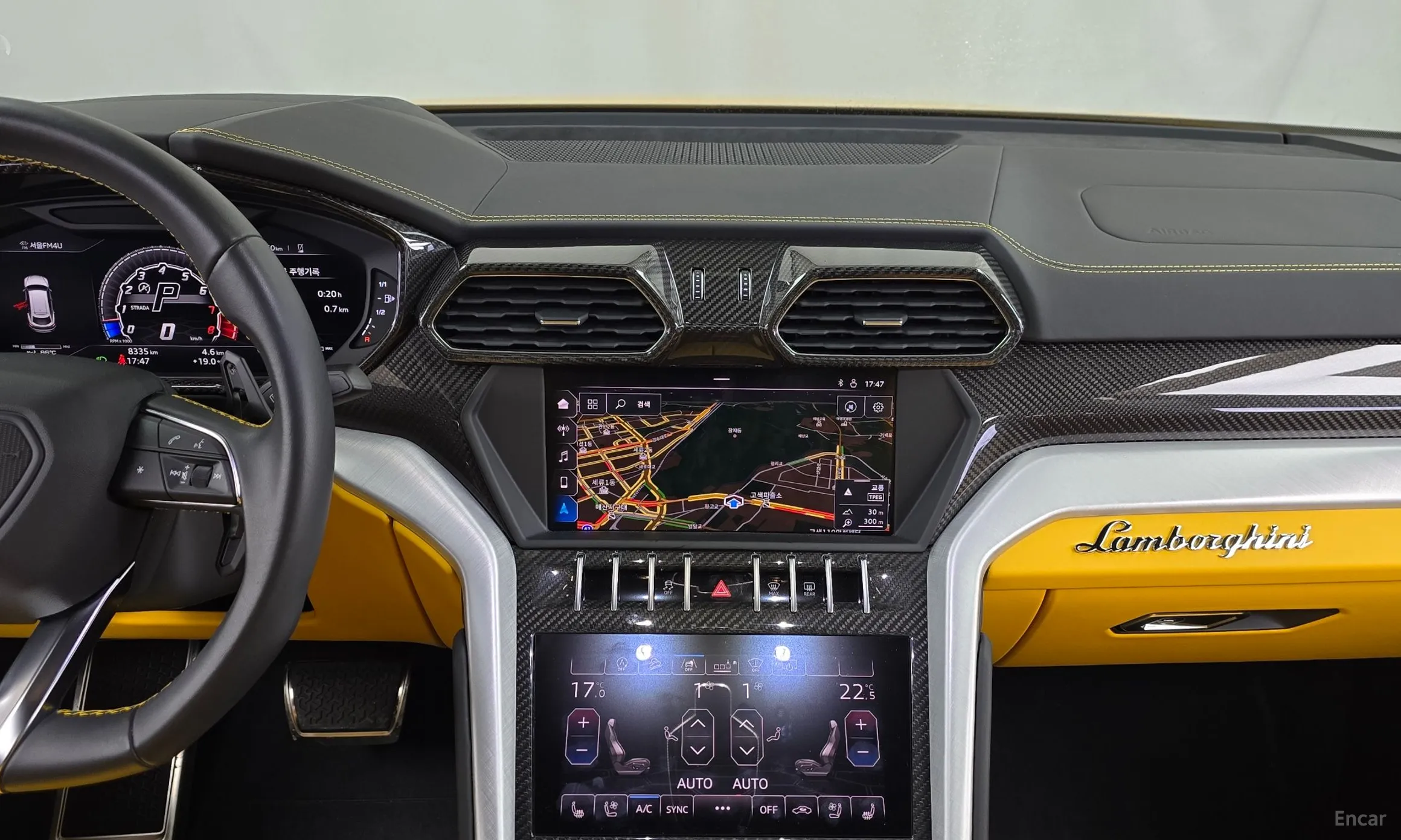 Lamborghini Urus превью 12