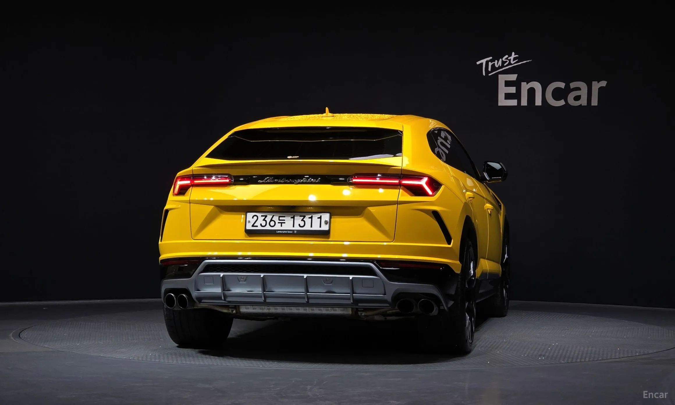 Lamborghini Urus превью 4