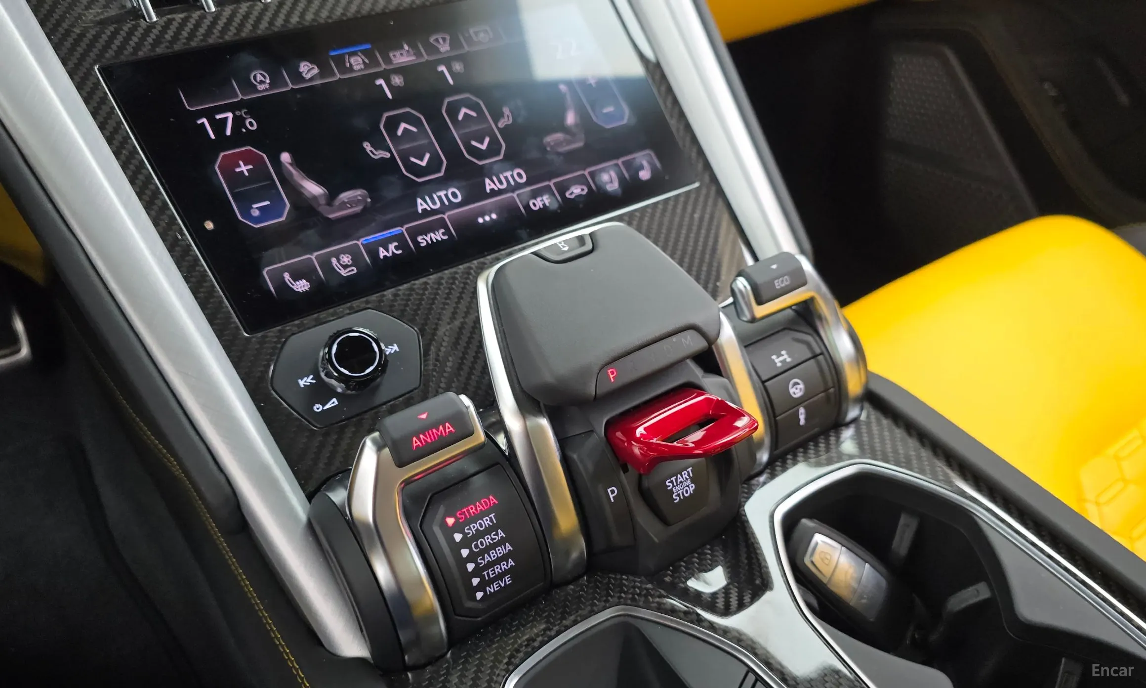 Lamborghini Urus превью 9